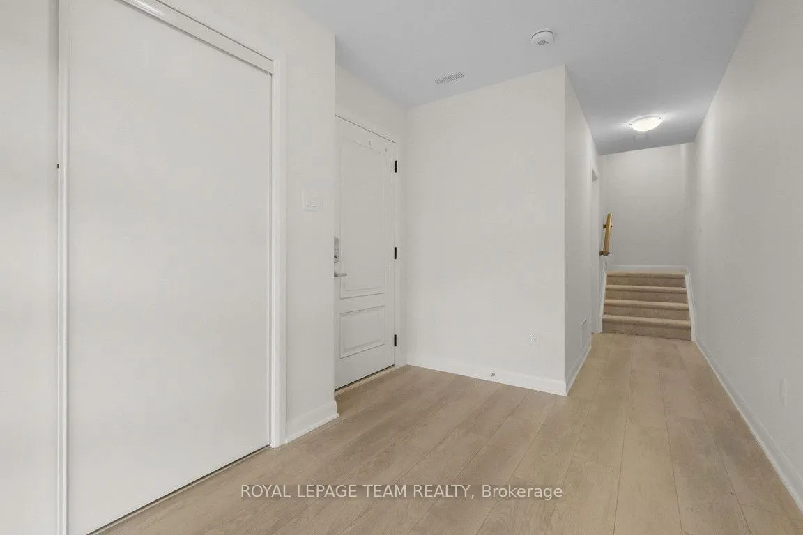 975 Athenry Court