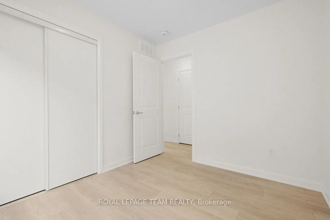 975 Athenry Court