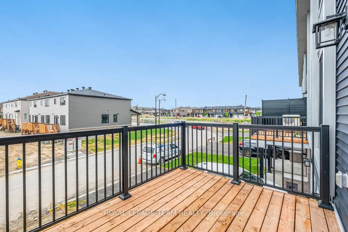 975 Athenry Court
