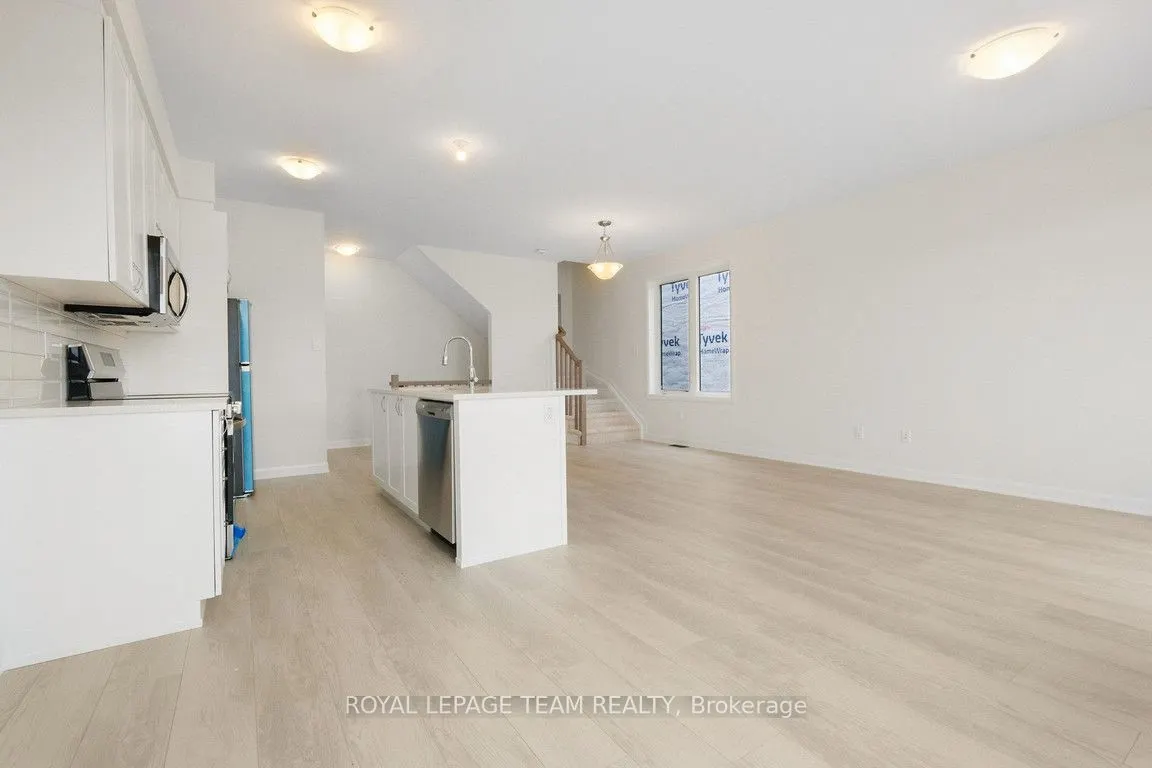 975 Athenry Court