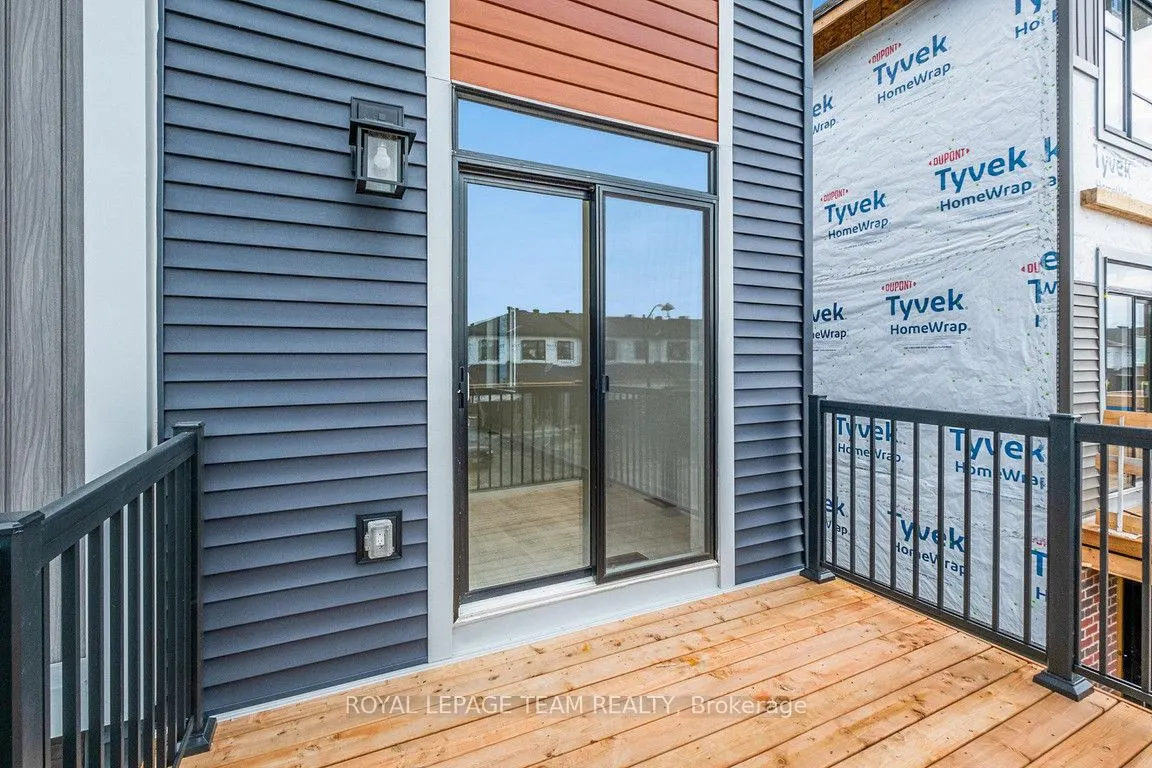 975 Athenry Court