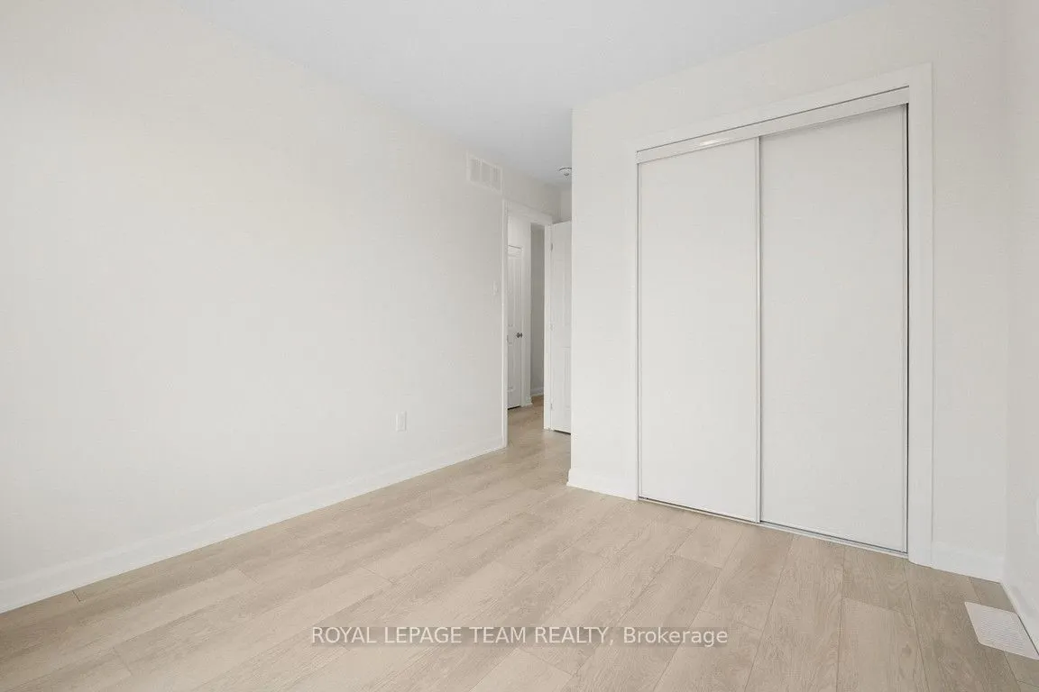 975 Athenry Court