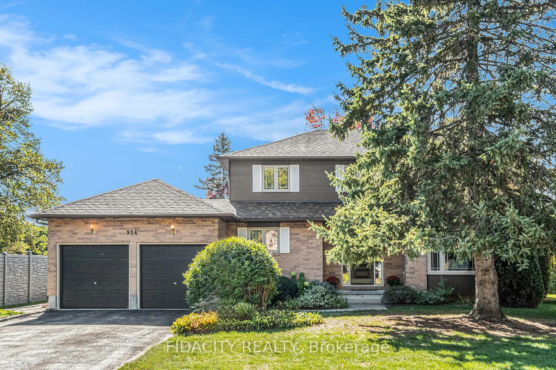 914 Long Meadow Way