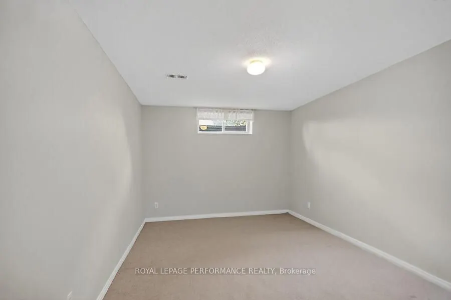 40 Briardale Crescent