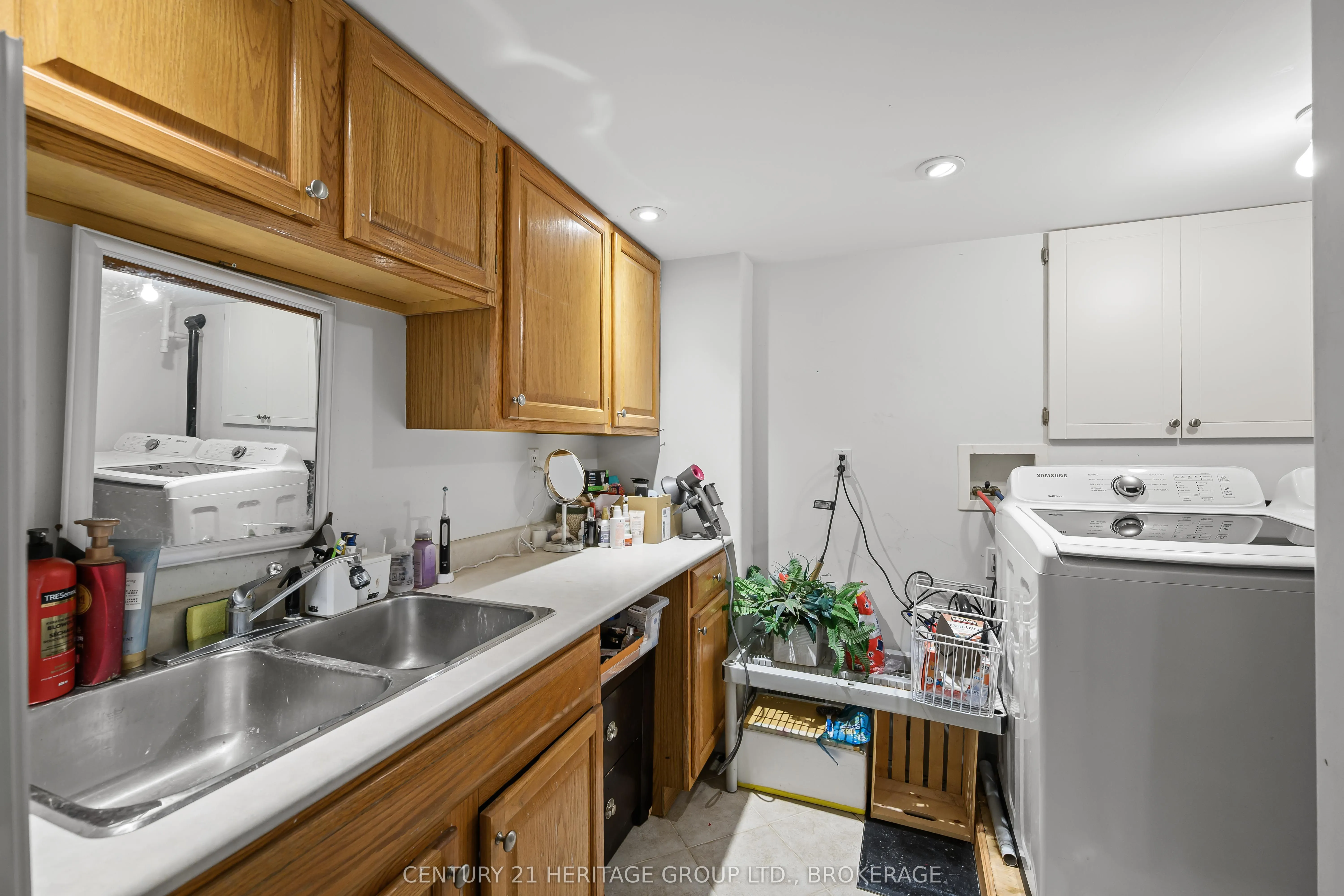 1098 King Street W, #29
