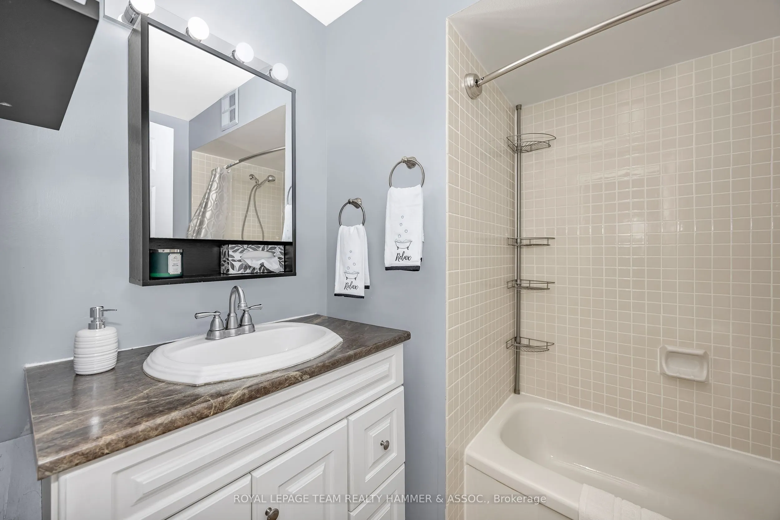 199 Kent Street, #1701