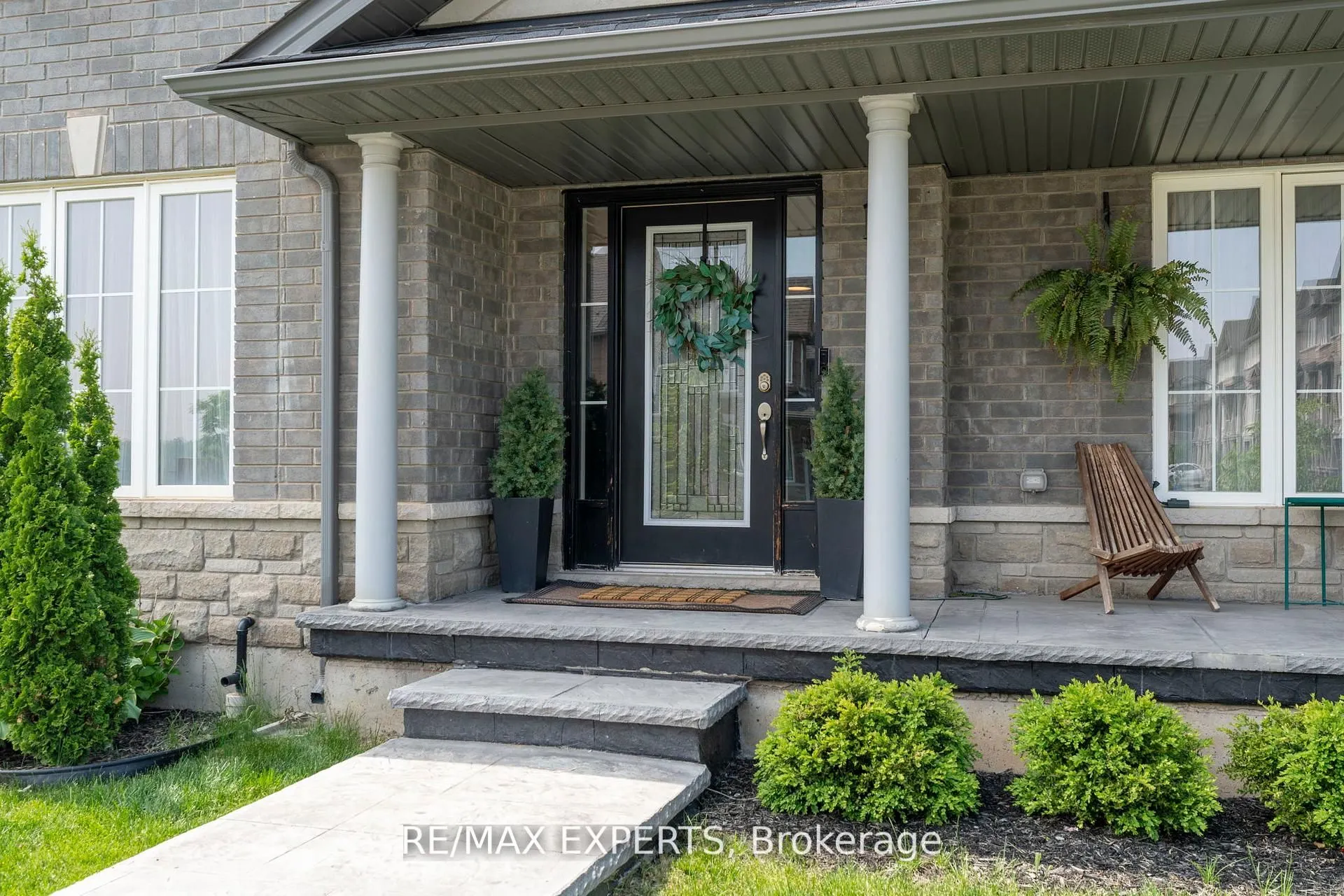 316 Dalgleish Trail