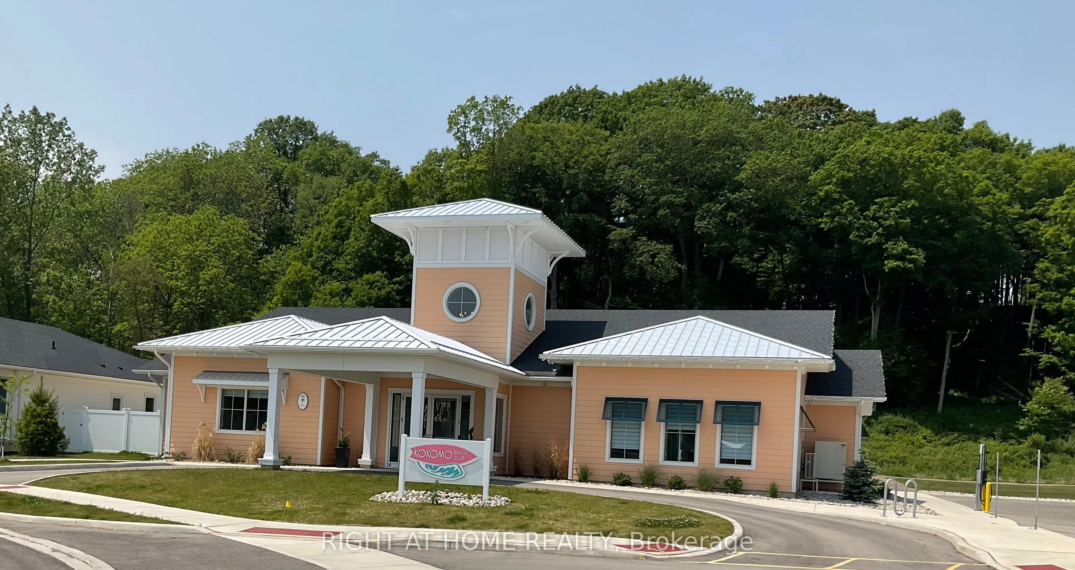 100 The promenade Road, #211