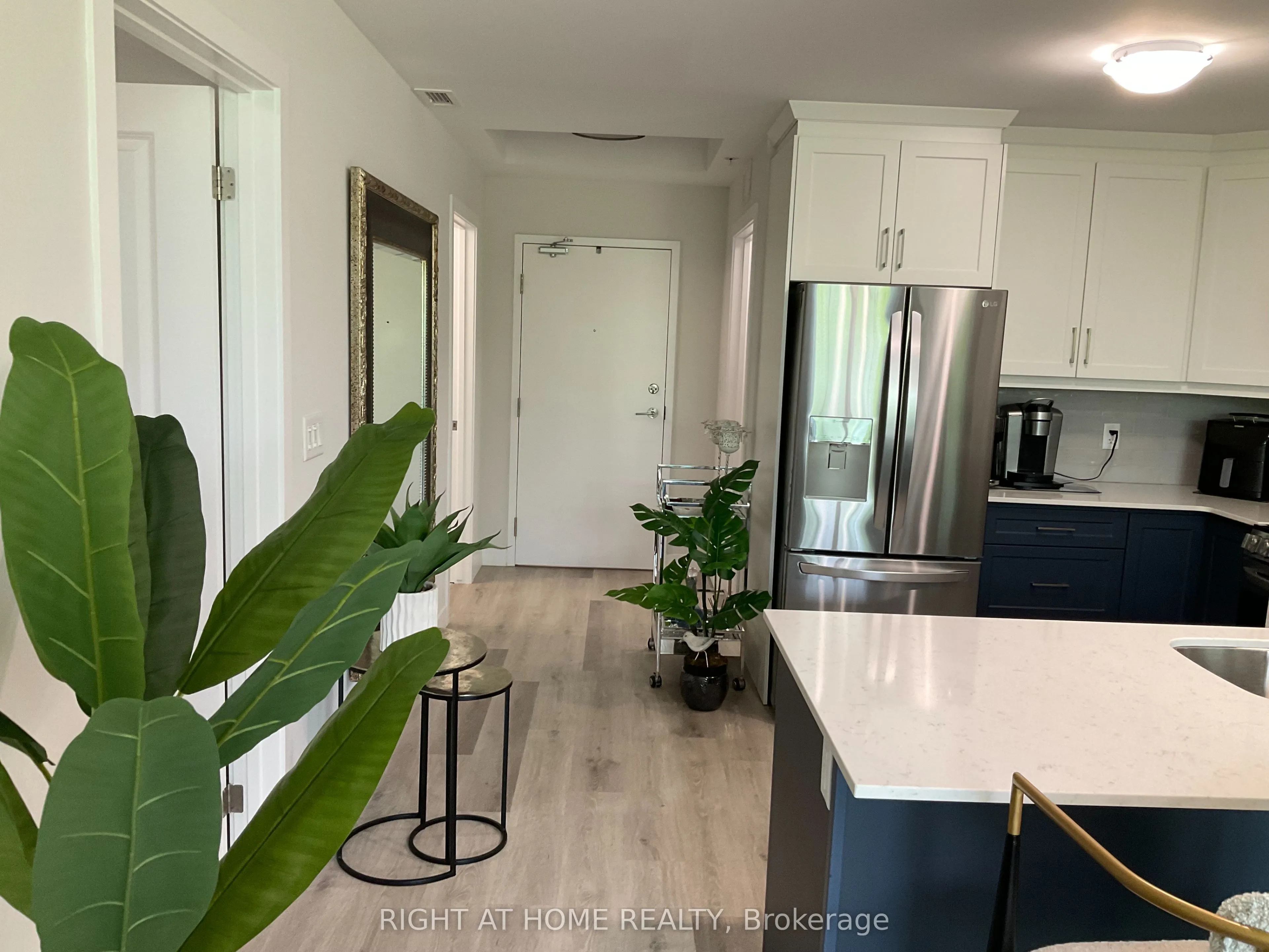 100 The promenade Road, #211