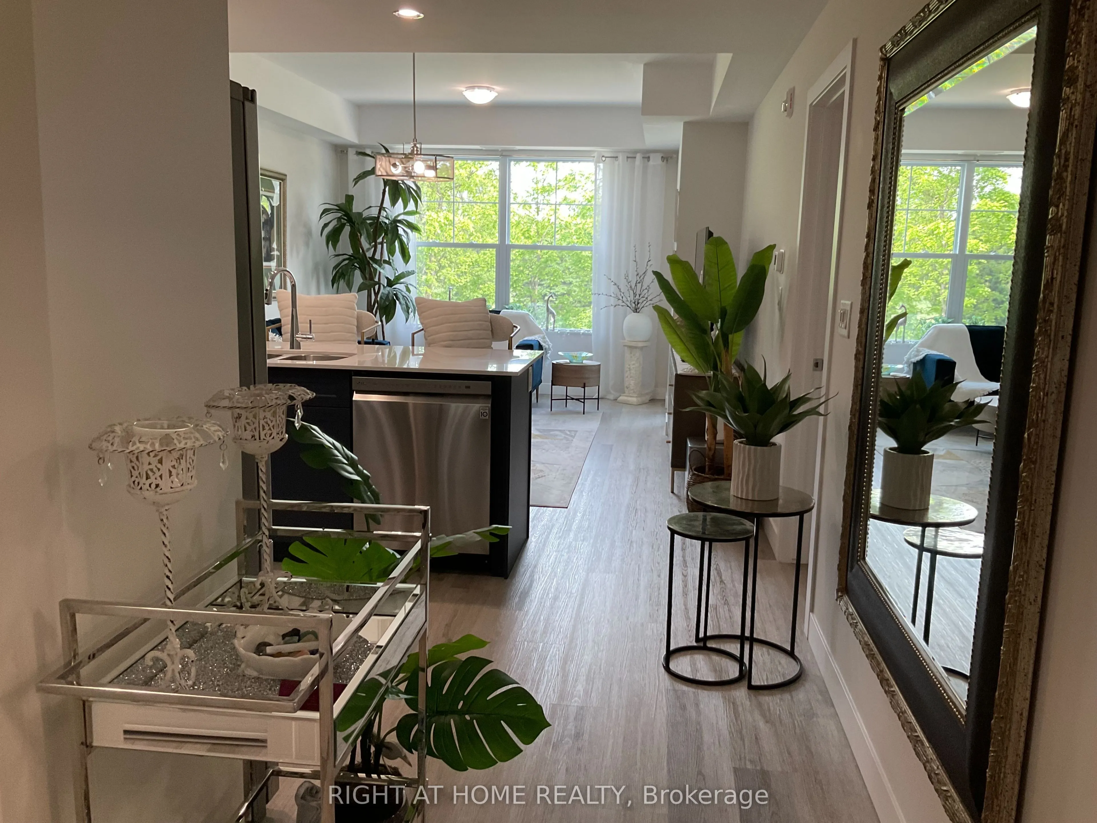 100 The promenade Road, #211