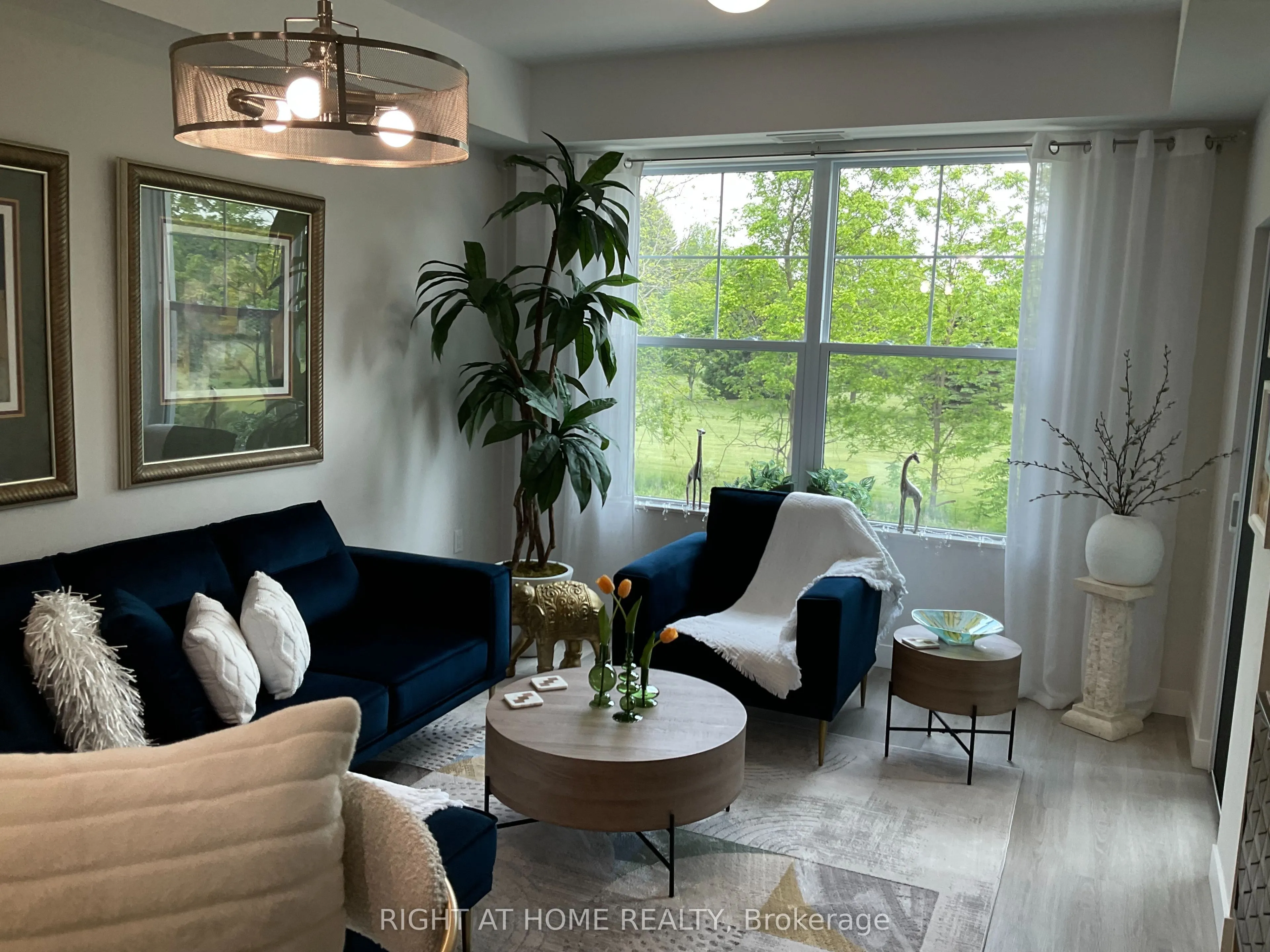 100 The promenade Road, #211