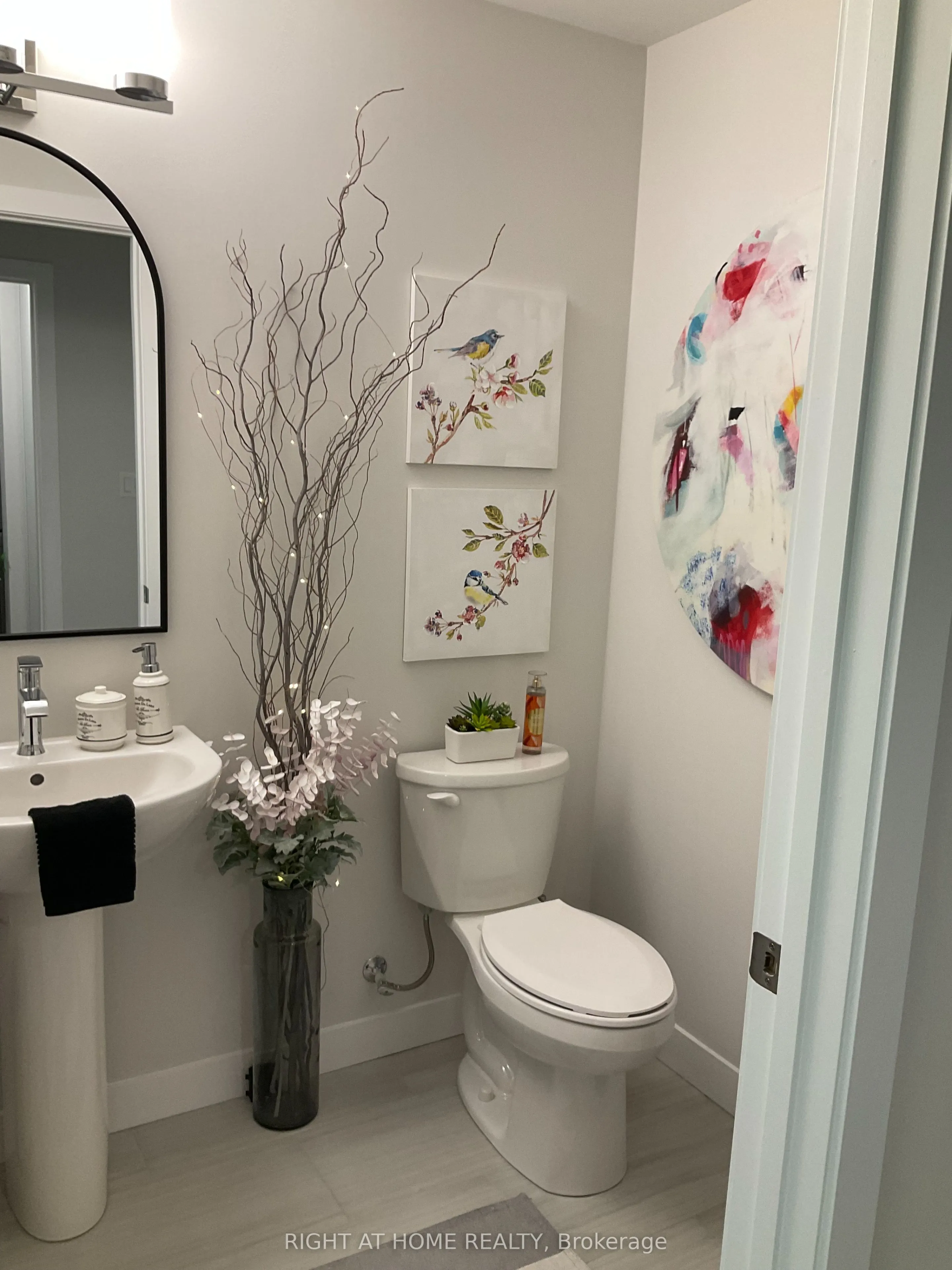 100 The promenade Road, #211