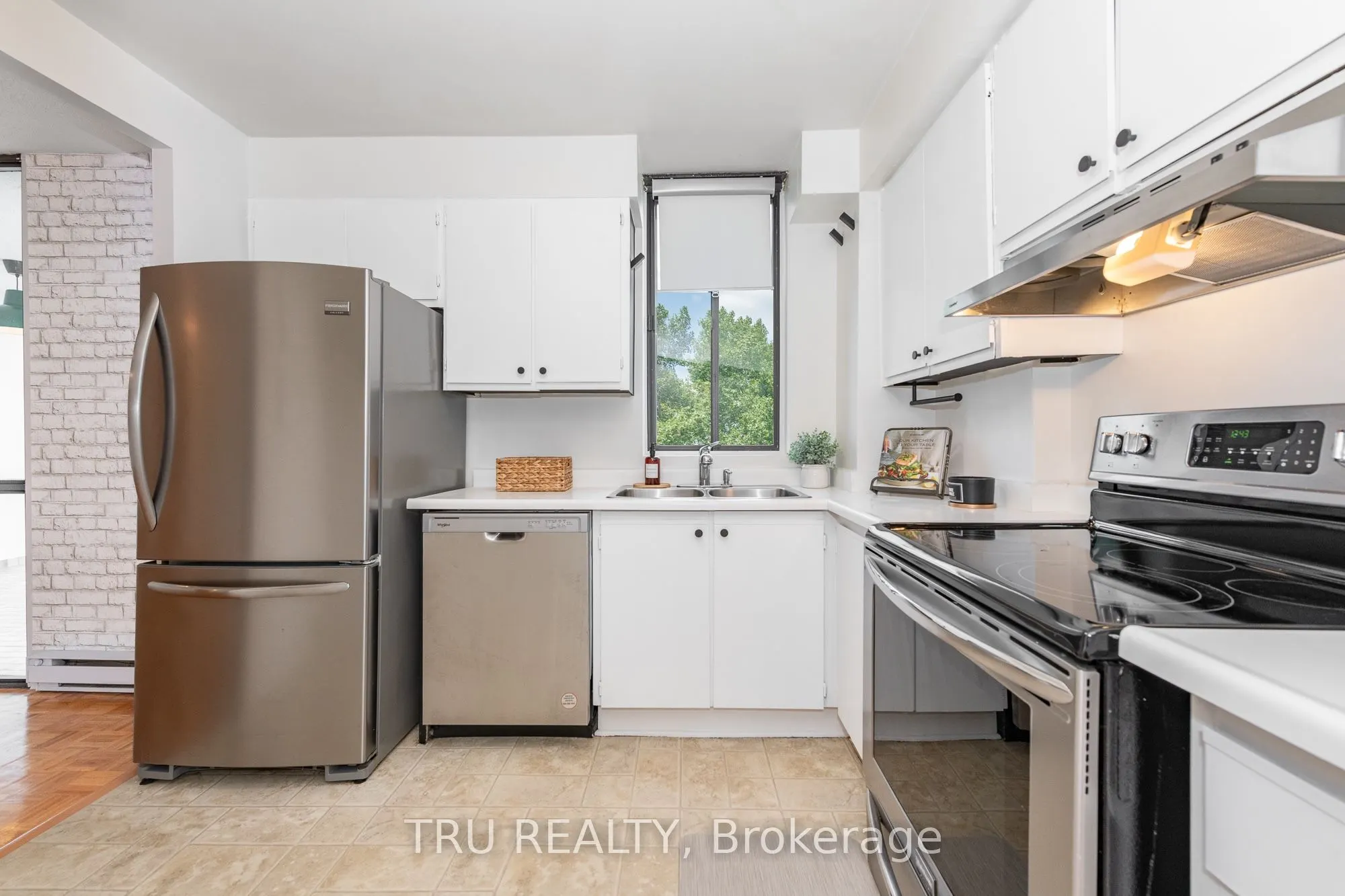 2871 Richmond Road, #603