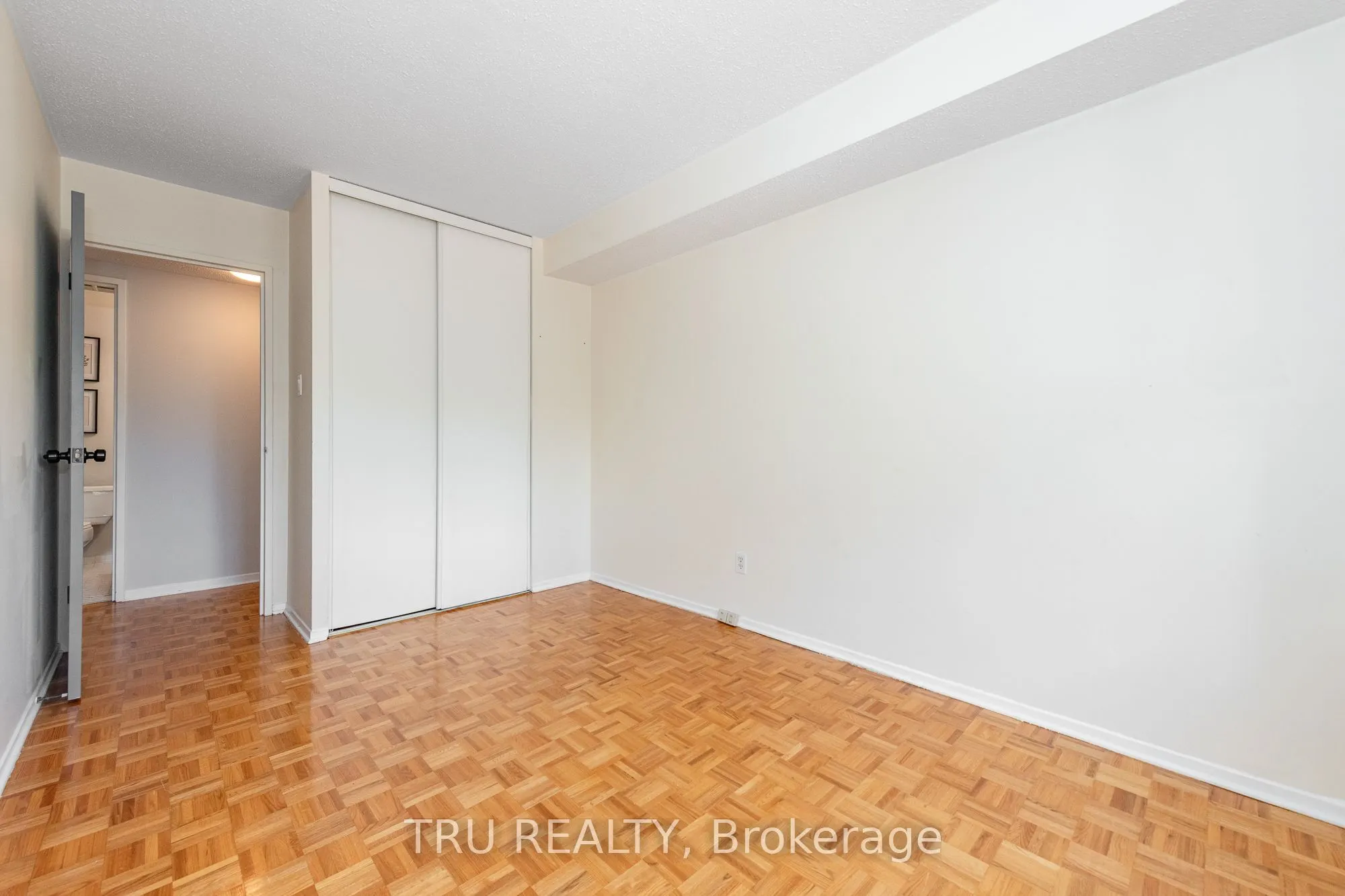 2871 Richmond Road, #603