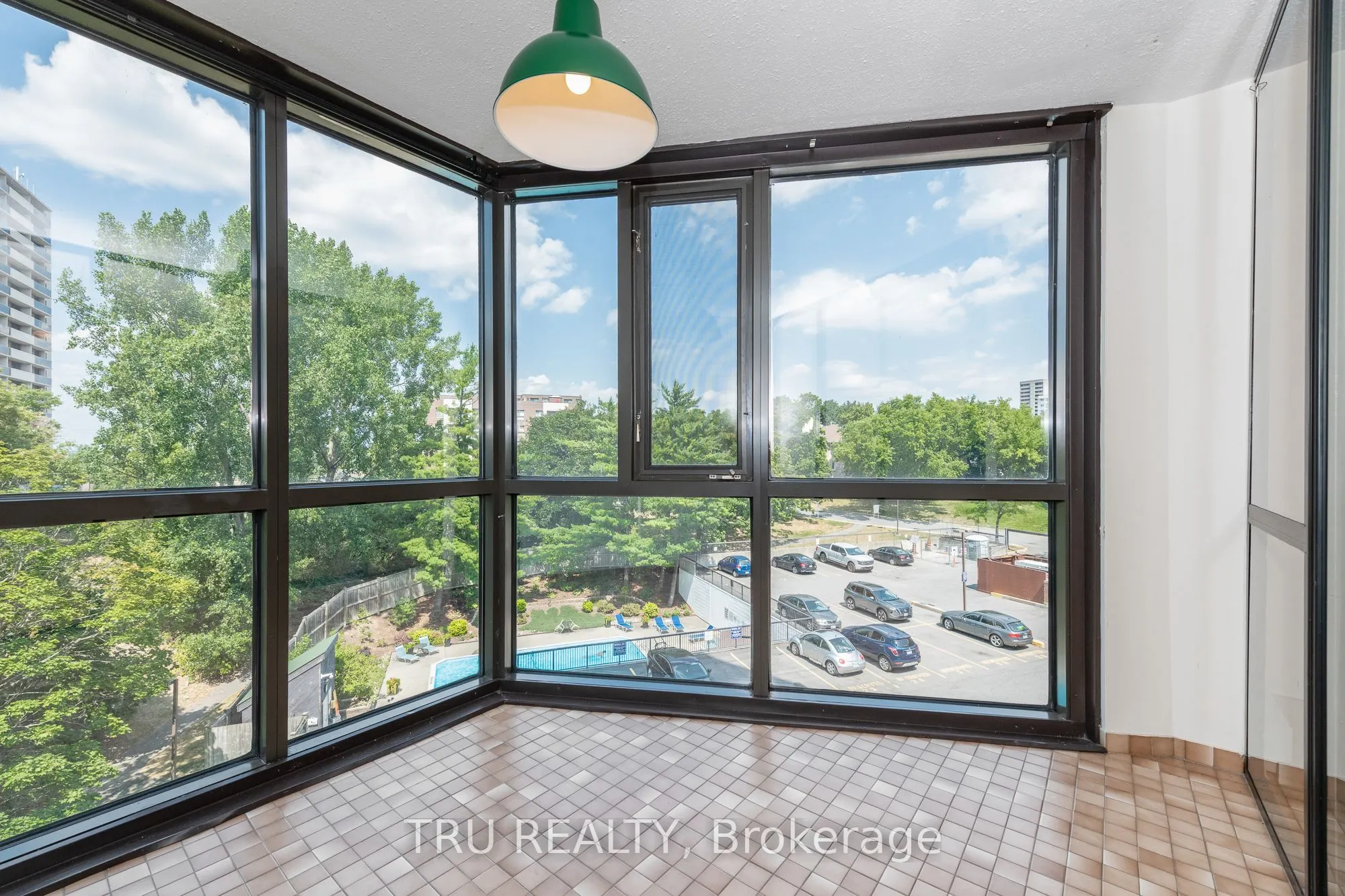 2871 Richmond Road, #603