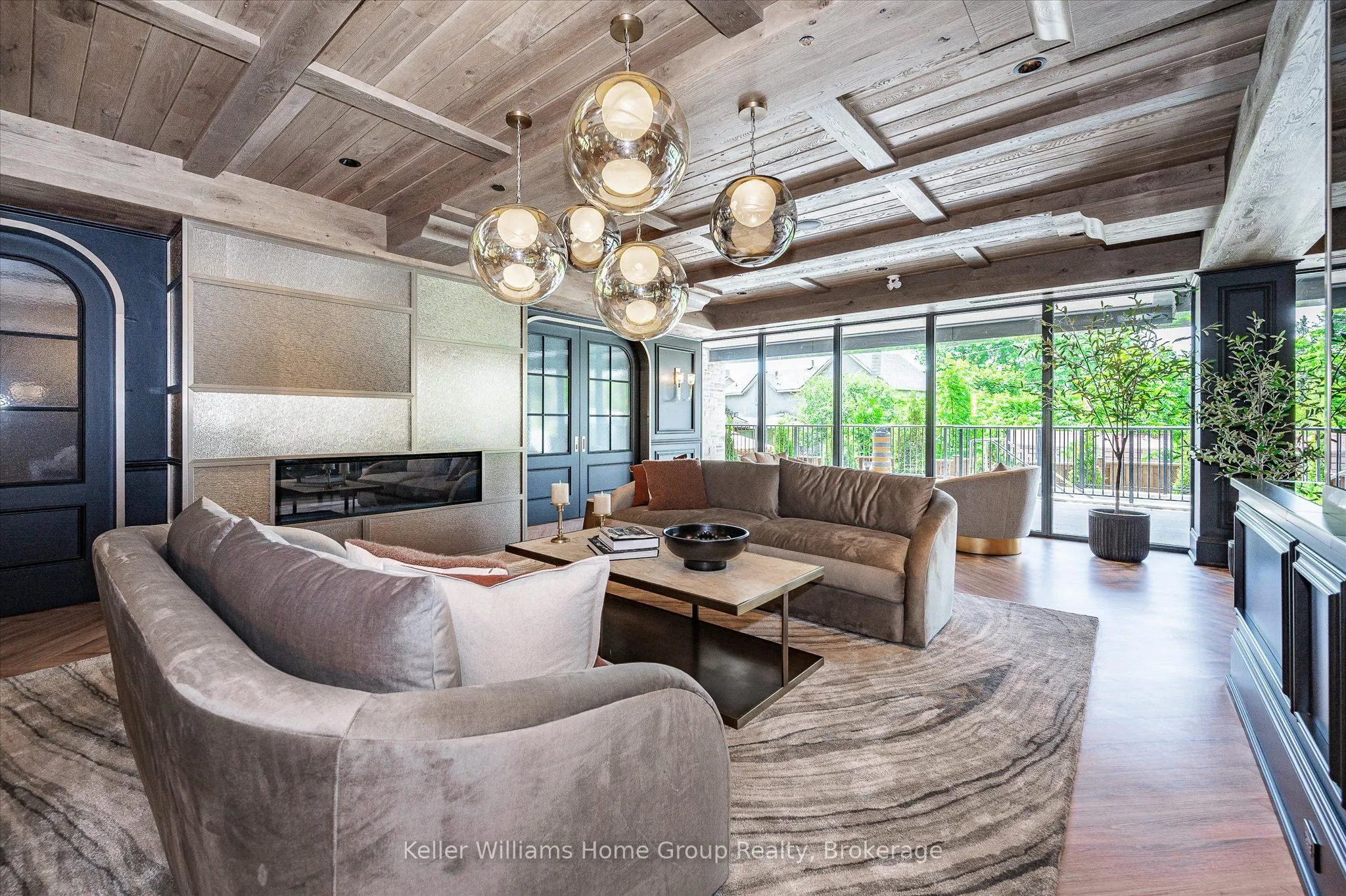 6523 Wellington Road 7, #16