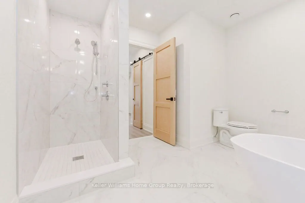 6523 Wellington Road 7, #16
