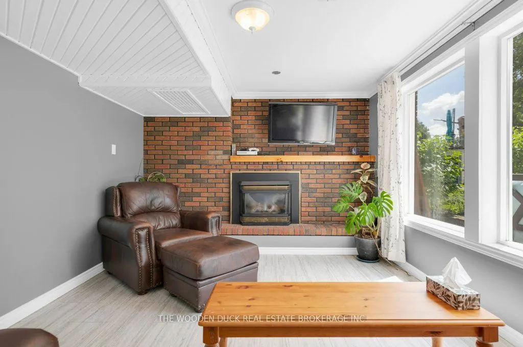 7 Kerry Circle