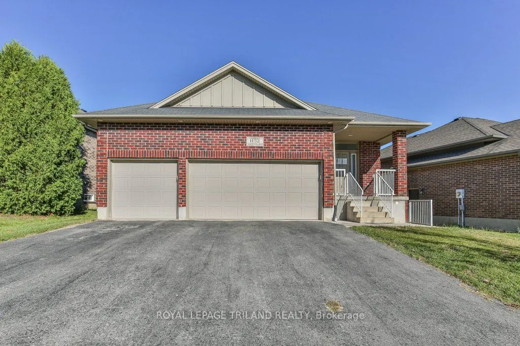 1152 OAKCROSSING Road