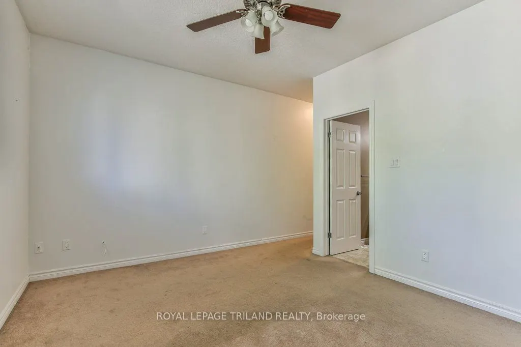 1152 OAKCROSSING Road
