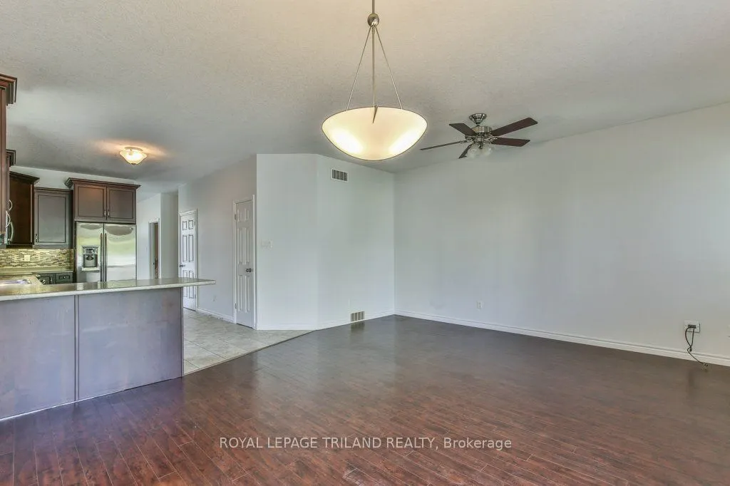1152 OAKCROSSING Road