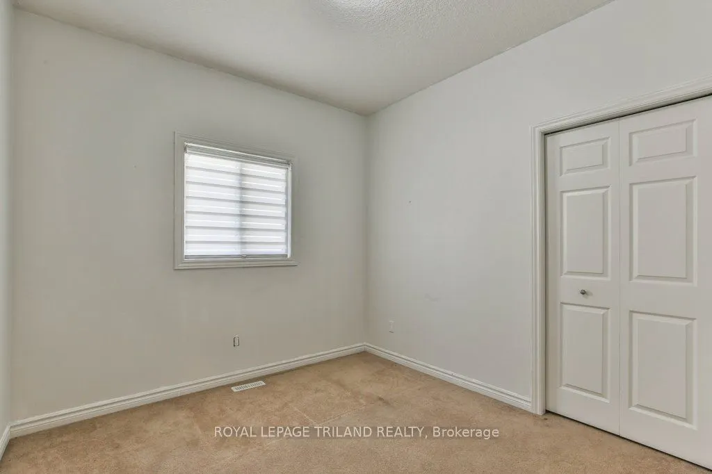 1152 OAKCROSSING Road