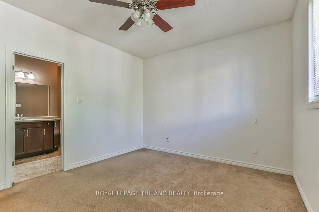1152 OAKCROSSING Road