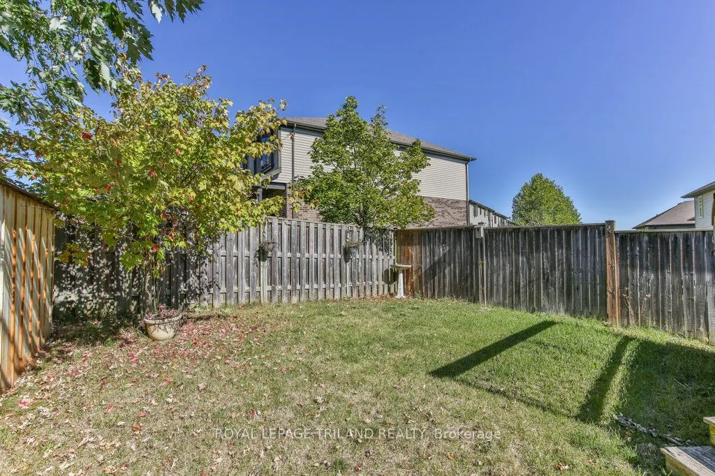 1152 OAKCROSSING Road