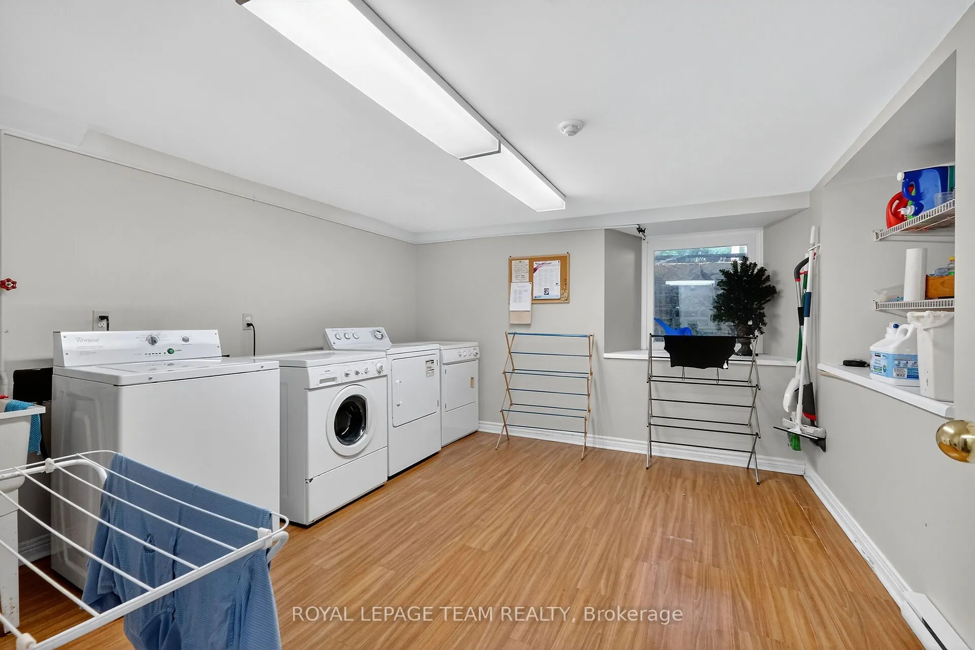 635 Richmond Road, #6