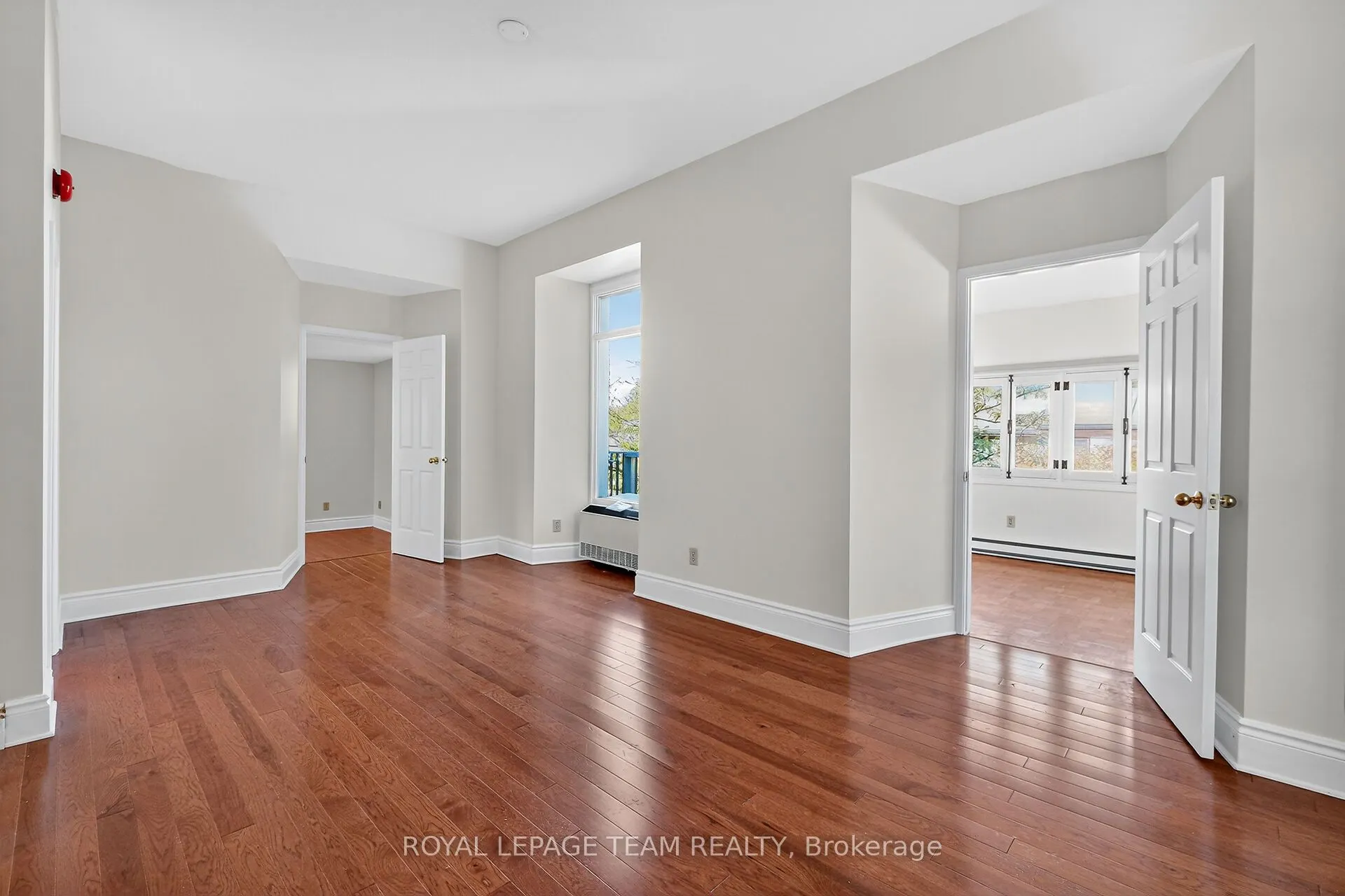 635 Richmond Road, #6
