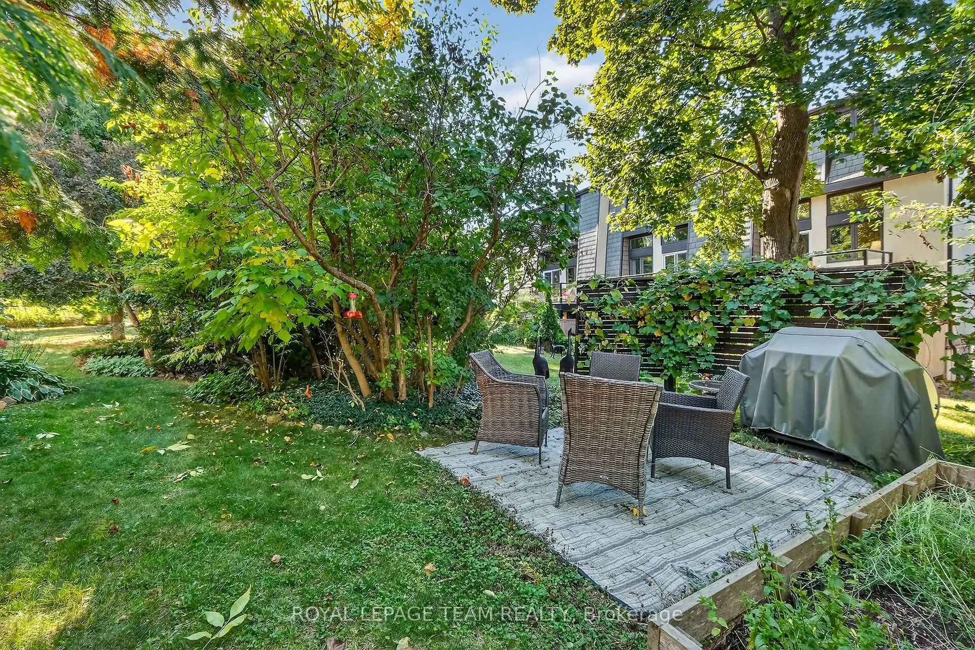 635 Richmond Road, #6