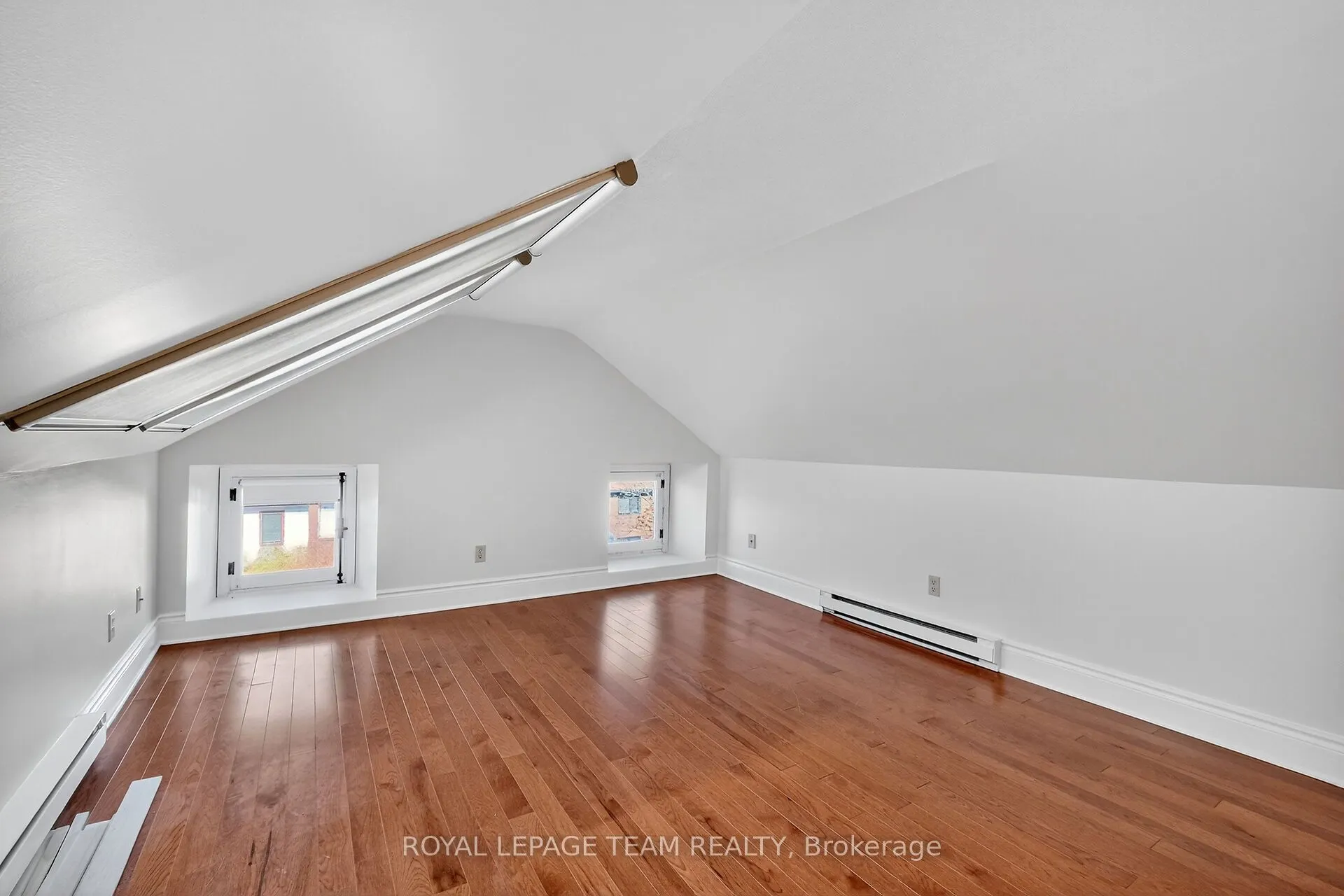 635 Richmond Road, #6