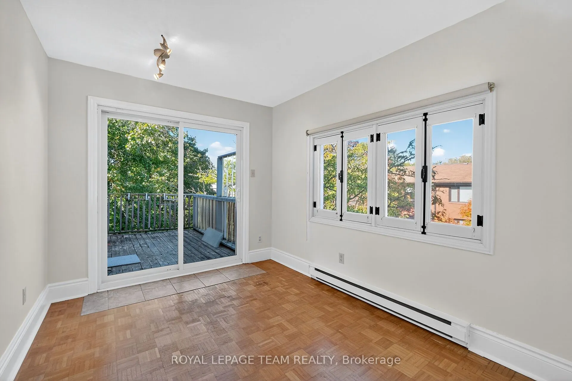 635 Richmond Road, #6