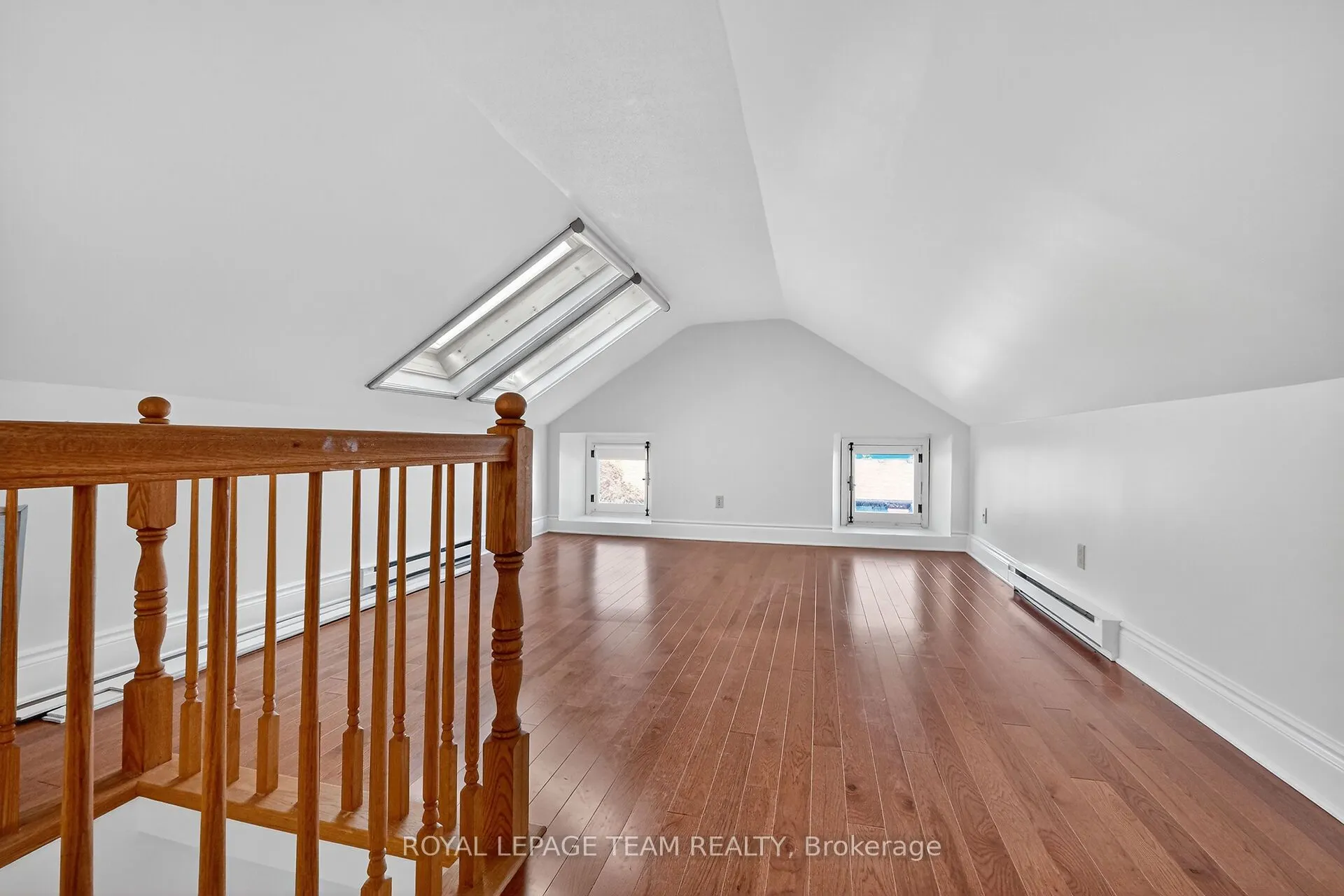 635 Richmond Road, #6