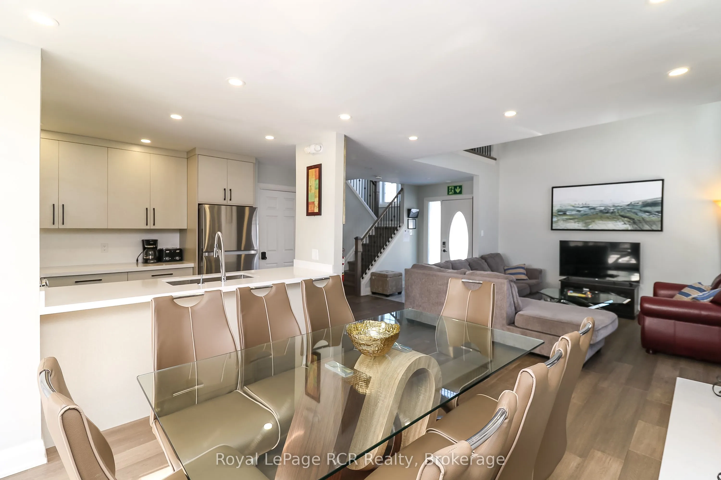 162 Settlers Way, #22