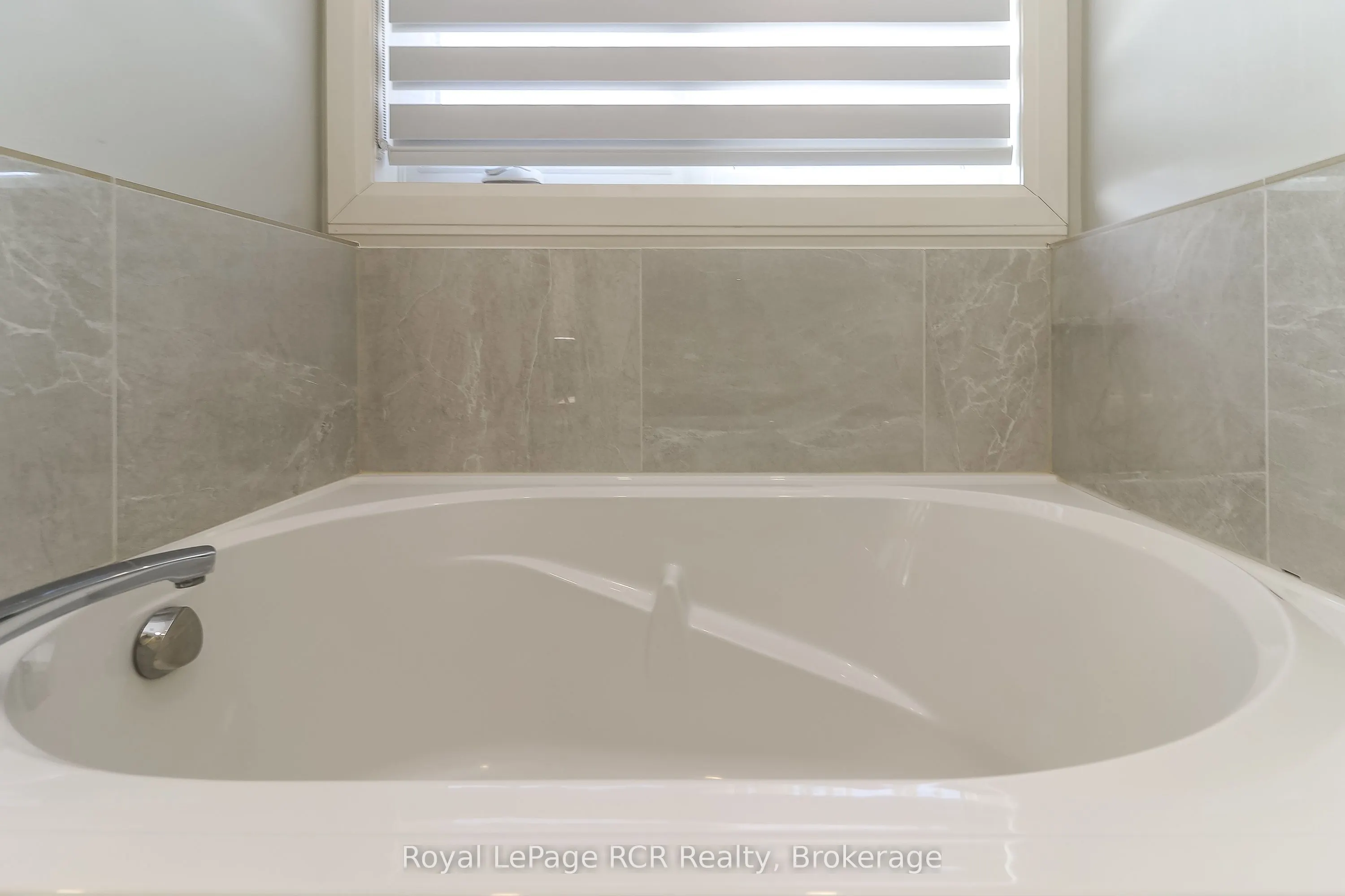 162 Settlers Way, #22