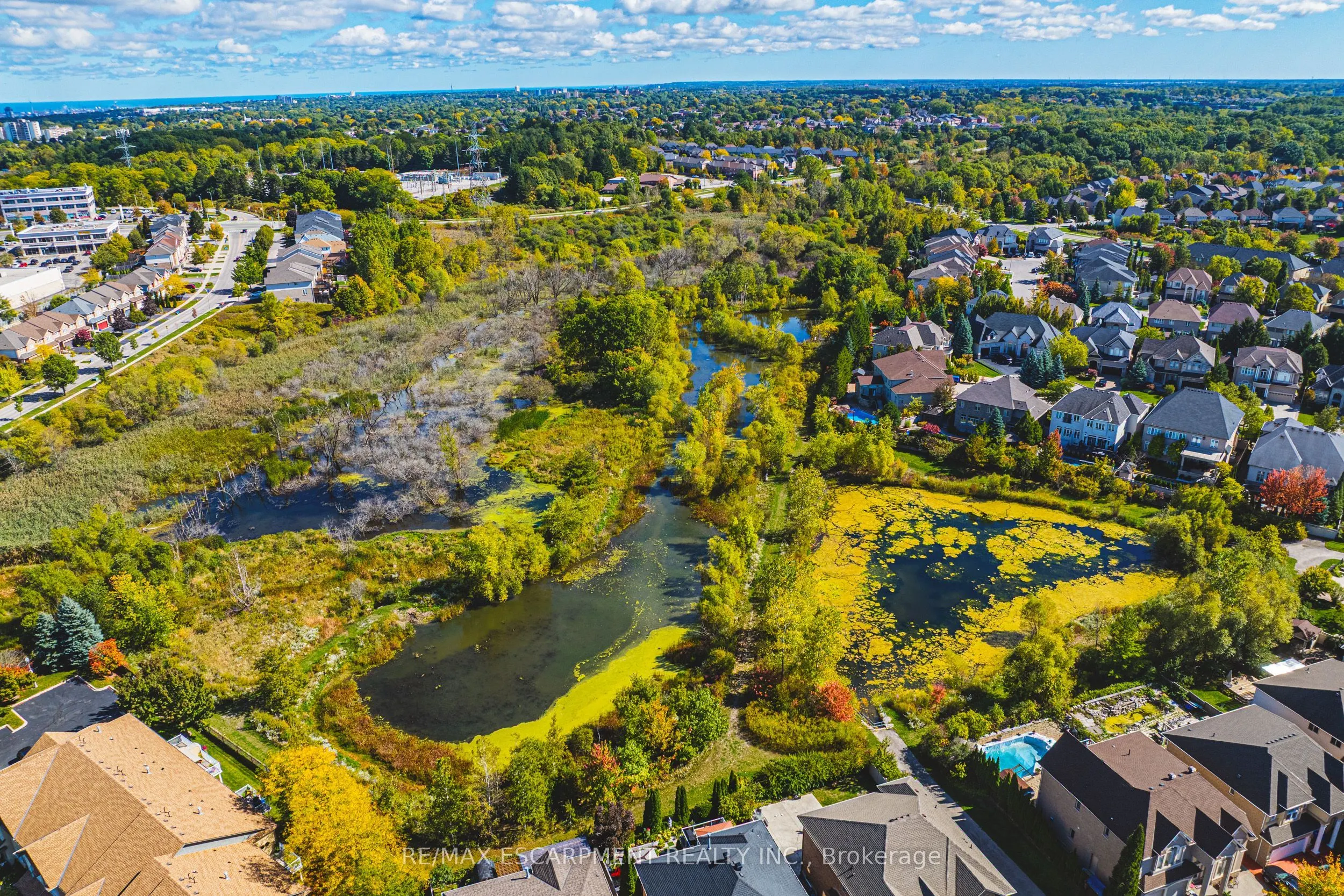 990 Golf Links Road, #308
