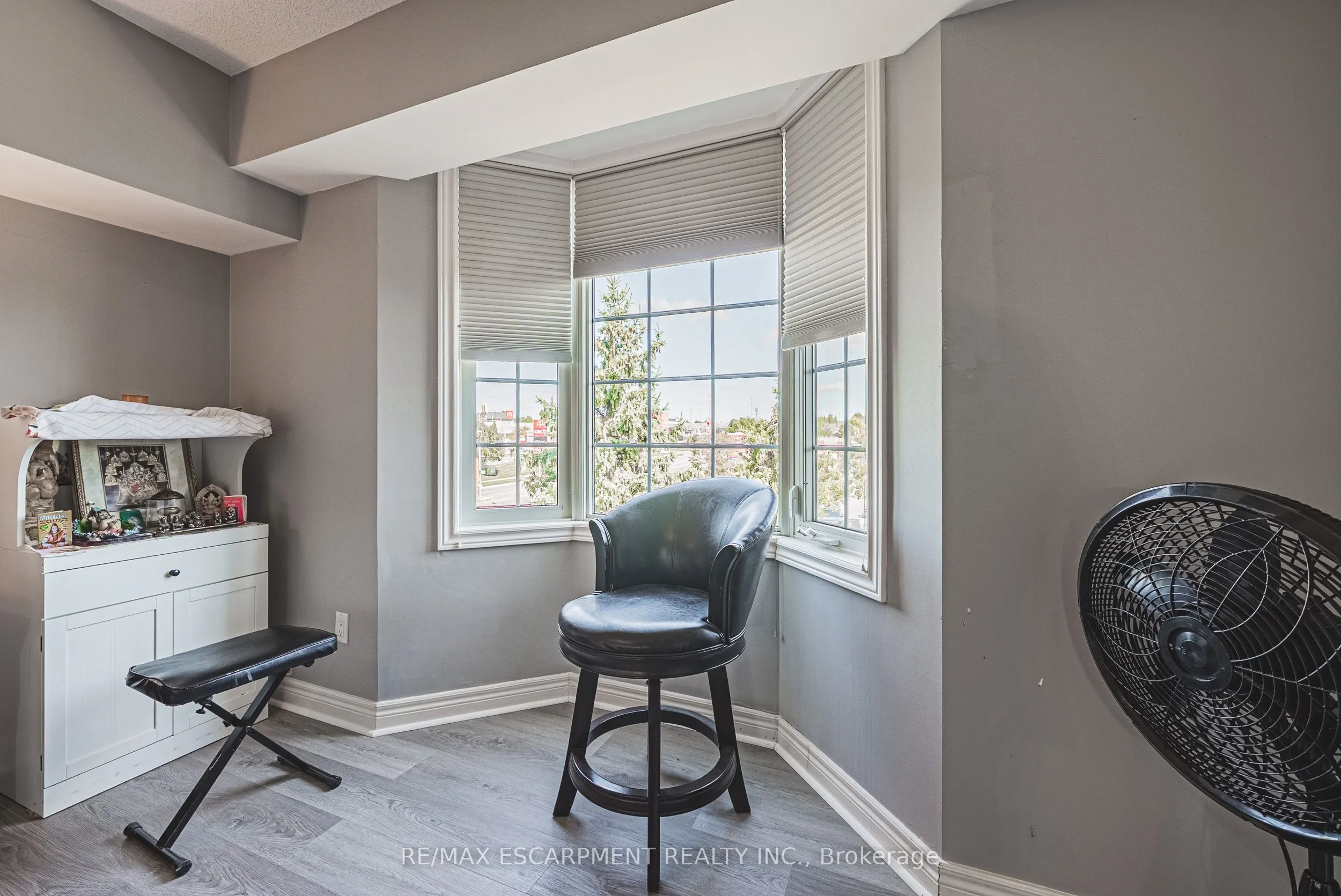 990 Golf Links Road, #308