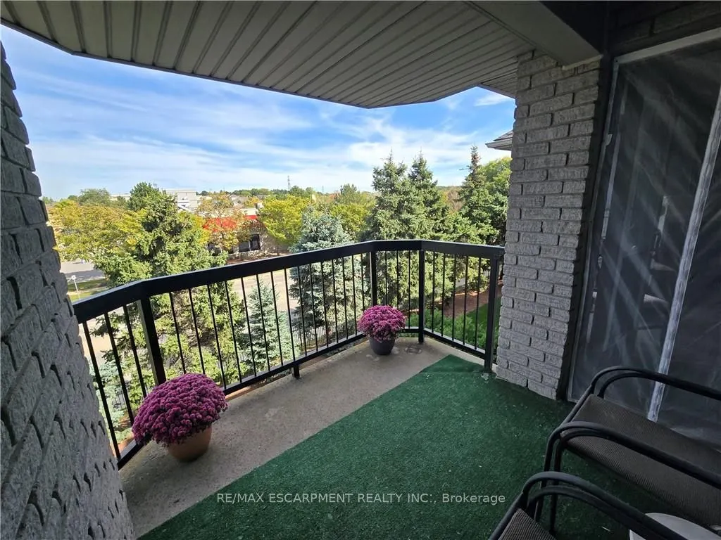990 Golf Links Road, #308