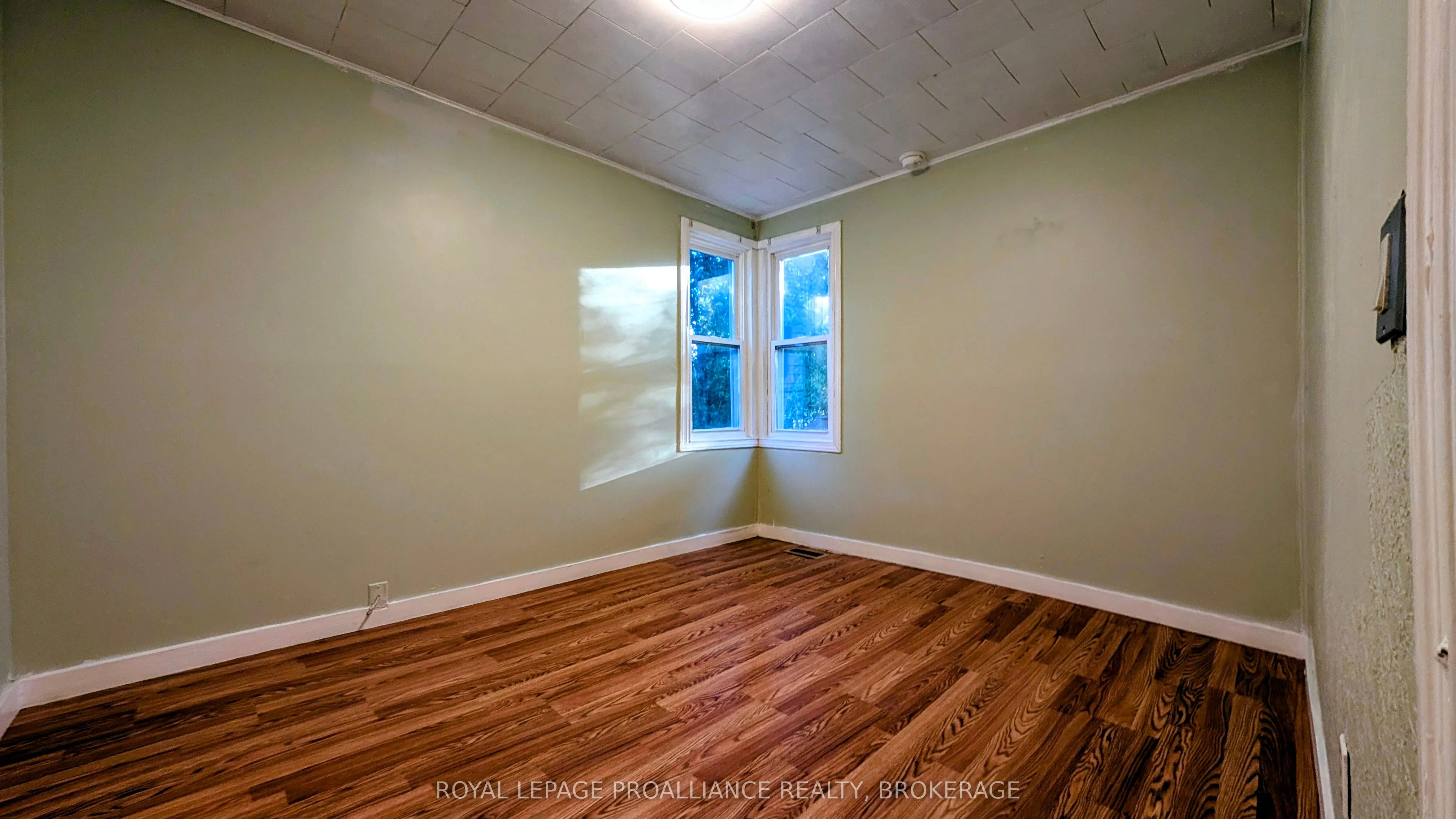79 McDonald Avenue