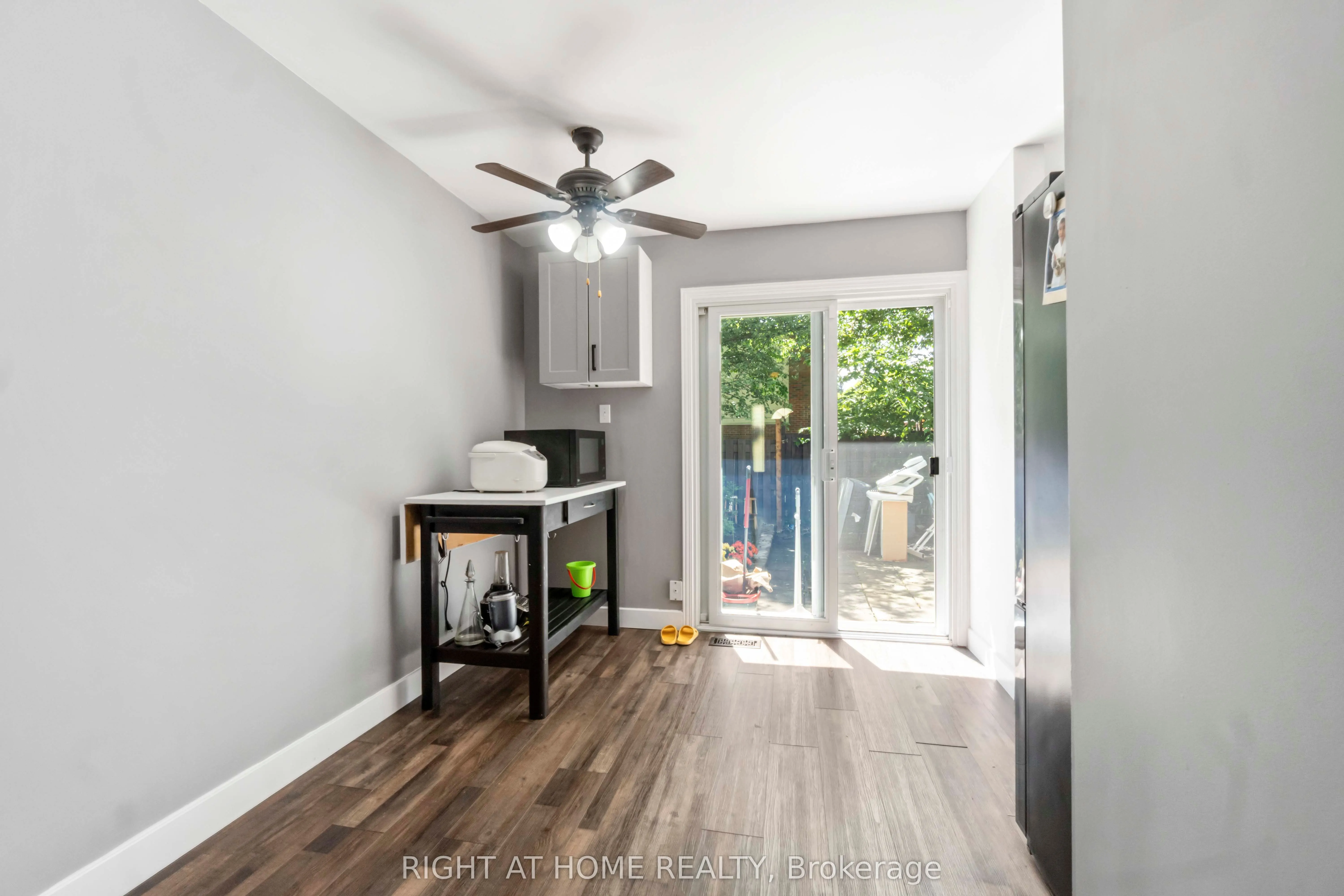 21 Midland Crescent, #3