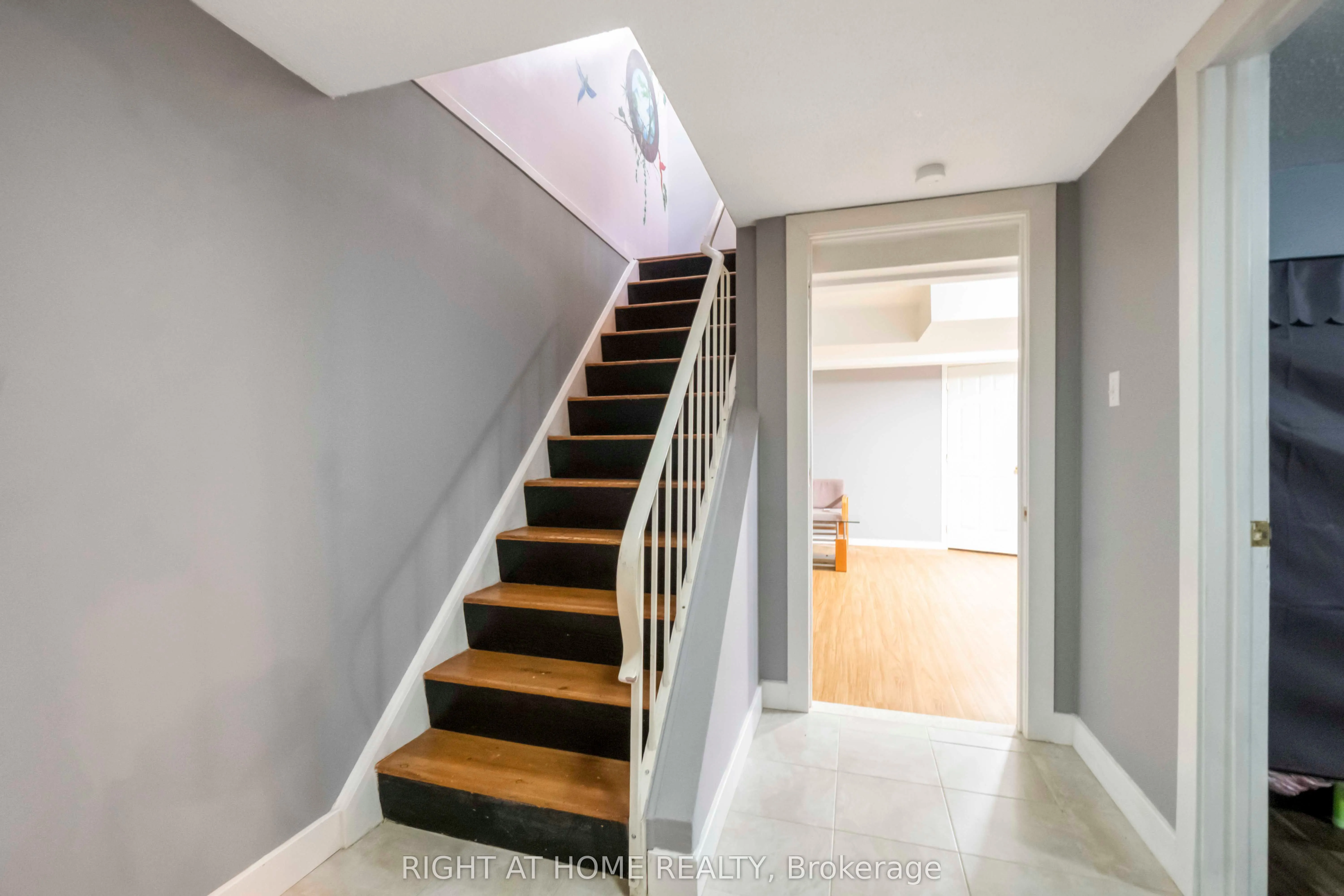 21 Midland Crescent, #3