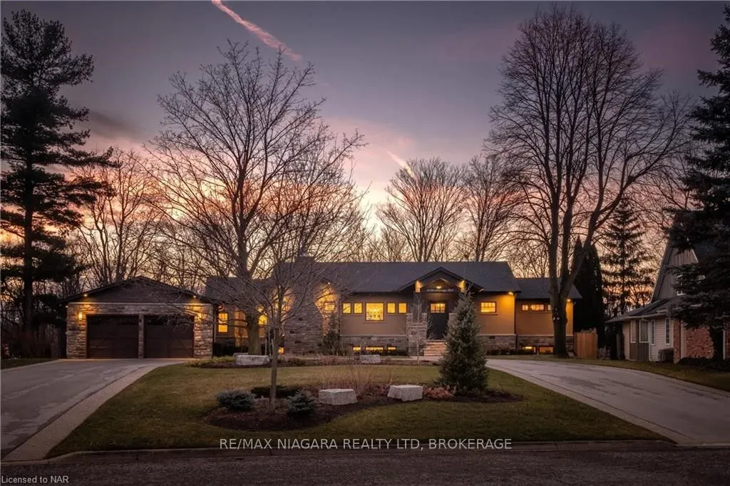 32 Breckenridge Boulevard