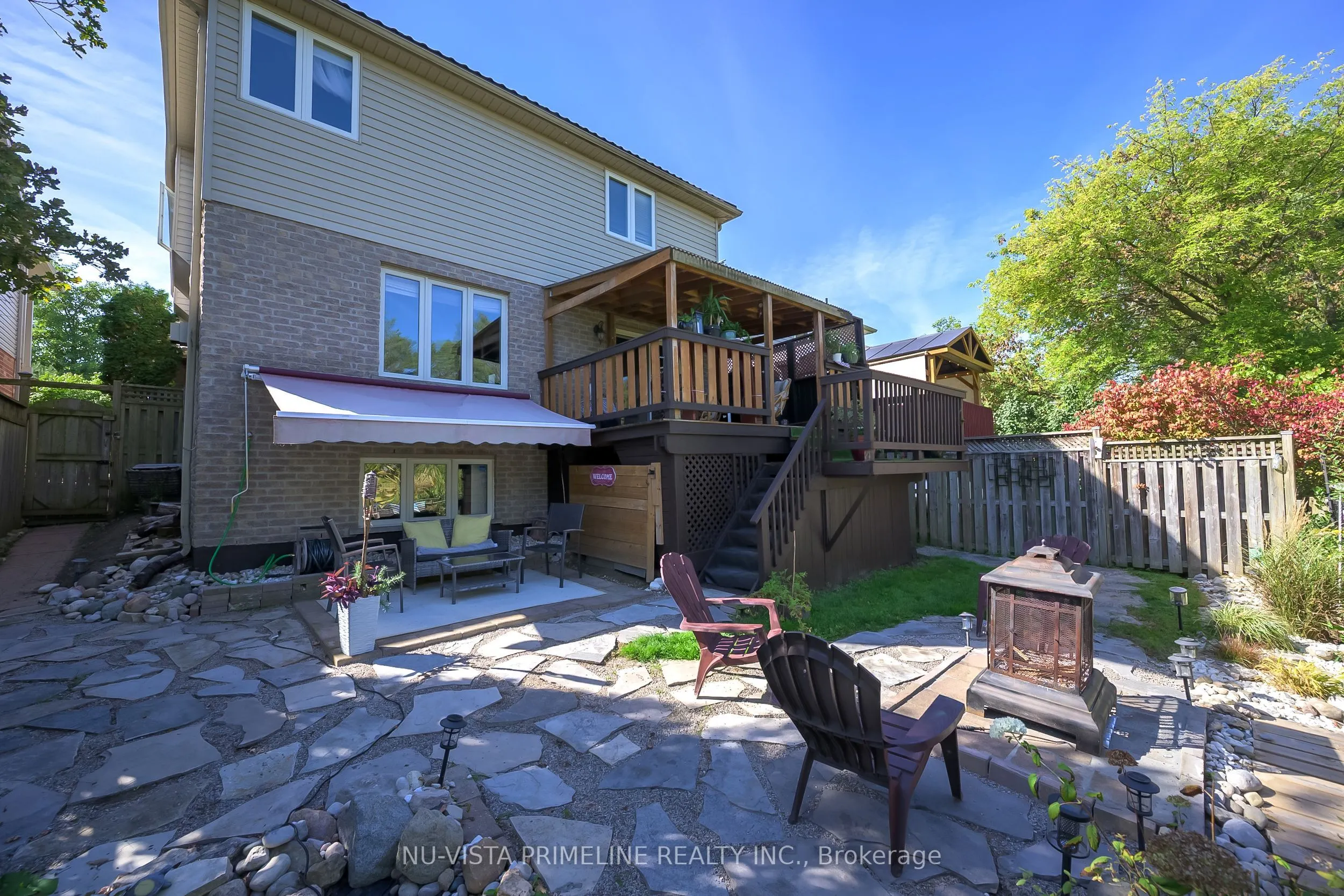 1742 Creekside Street