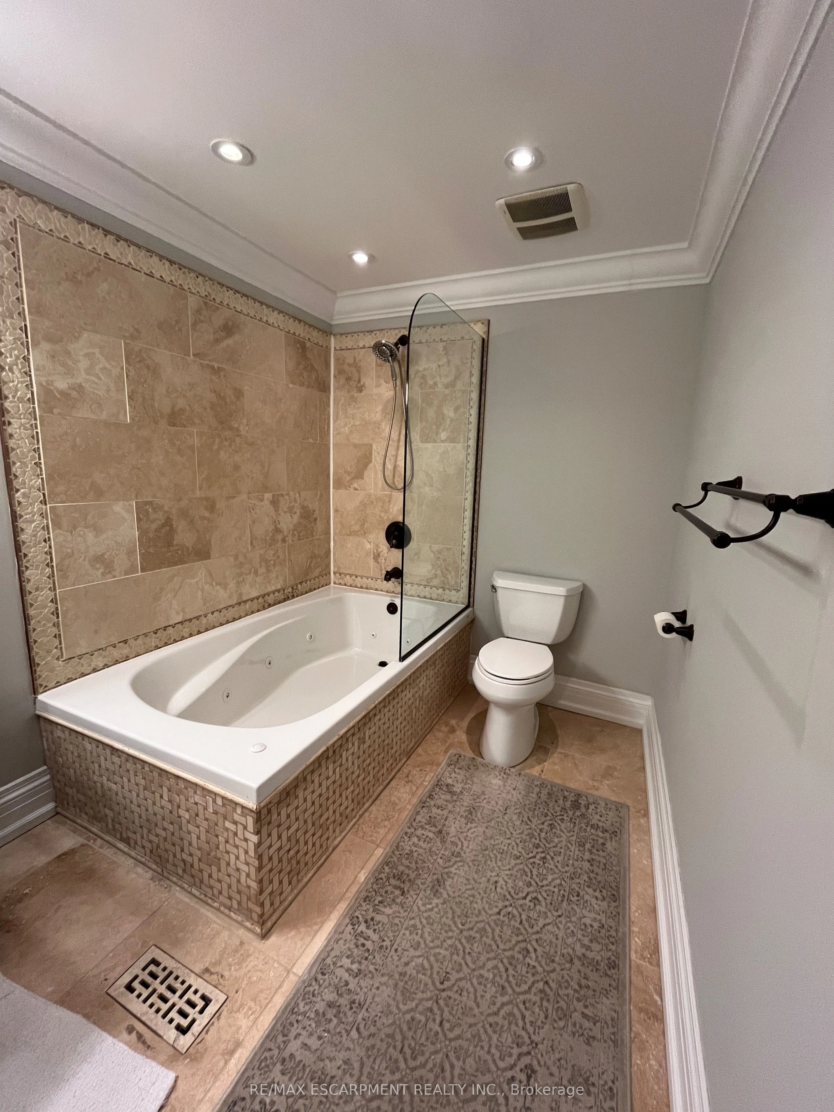 281 Park Street S, #2
