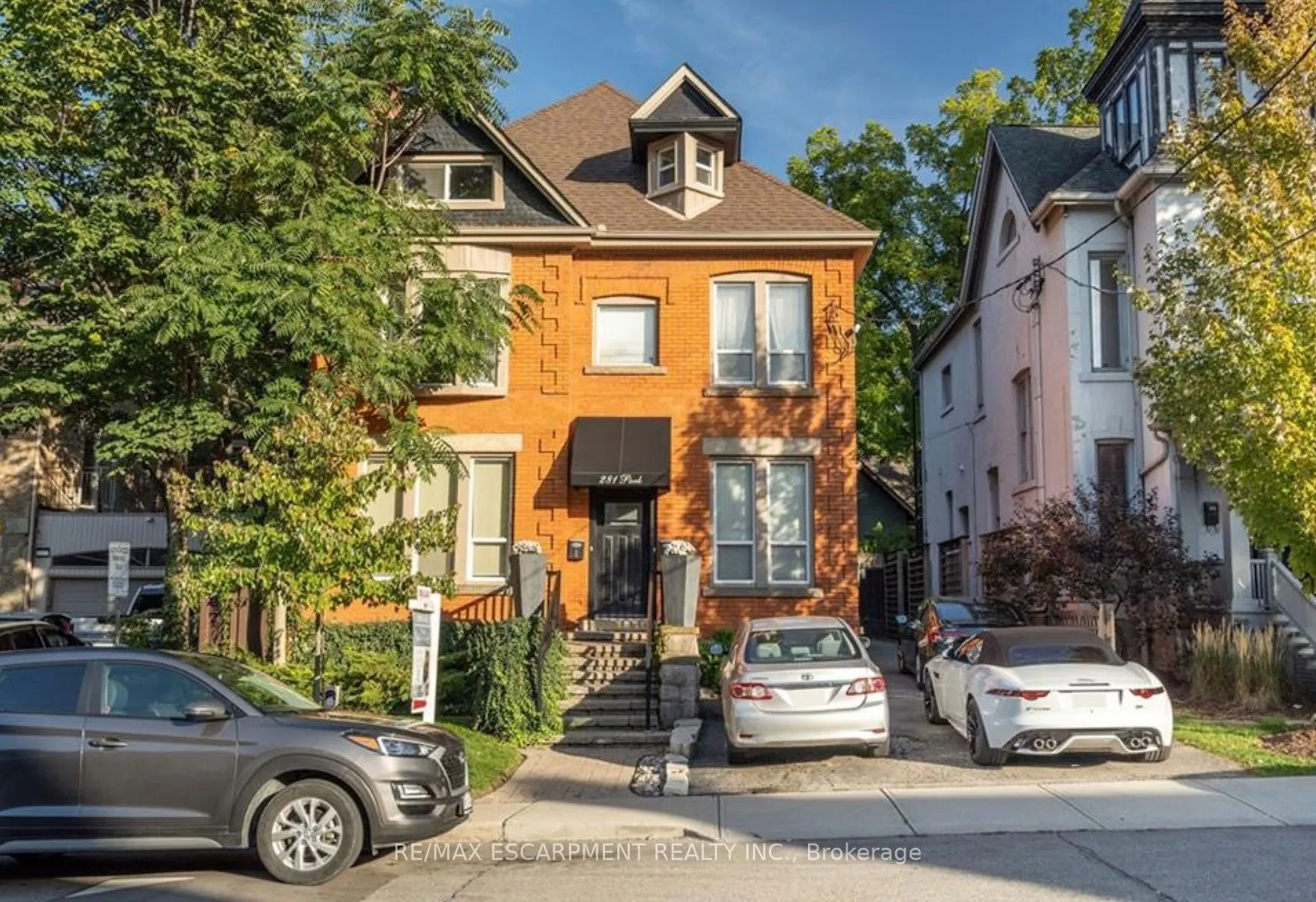 281 Park Street S, #2