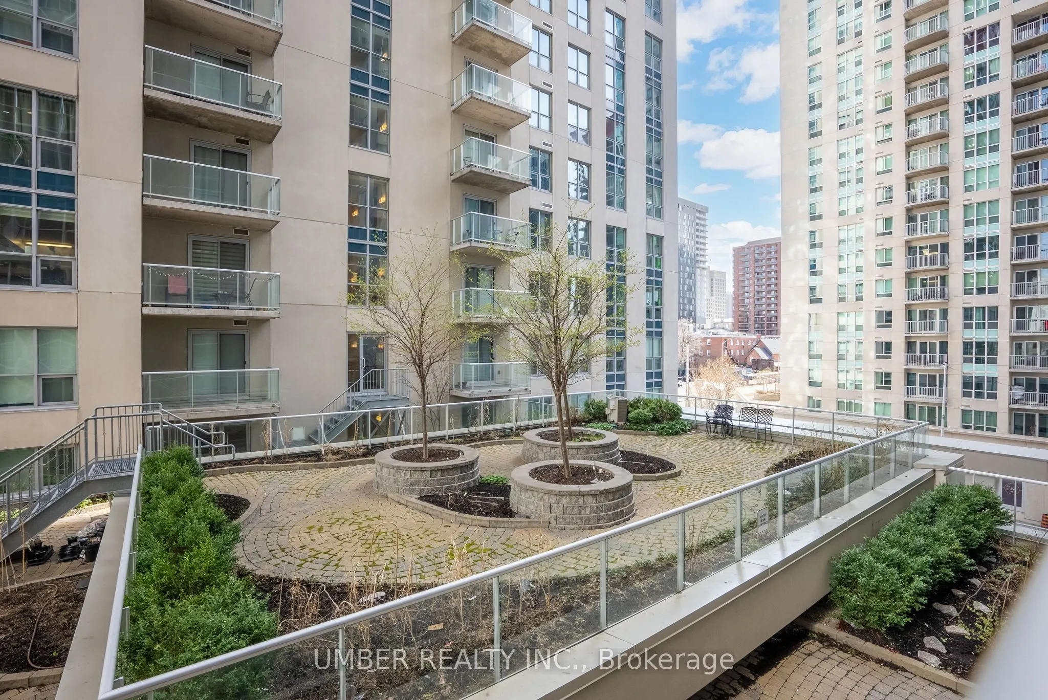 242 Rideau Street, #2506