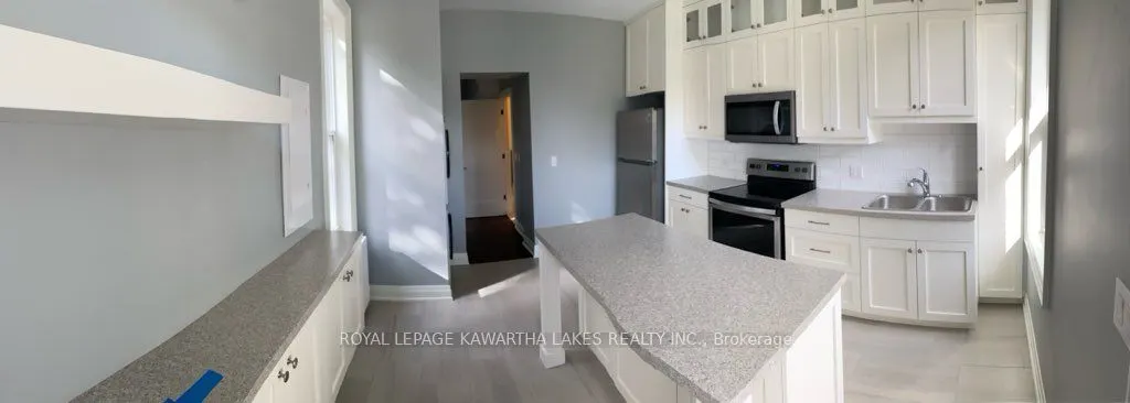33 Glenelg Street W