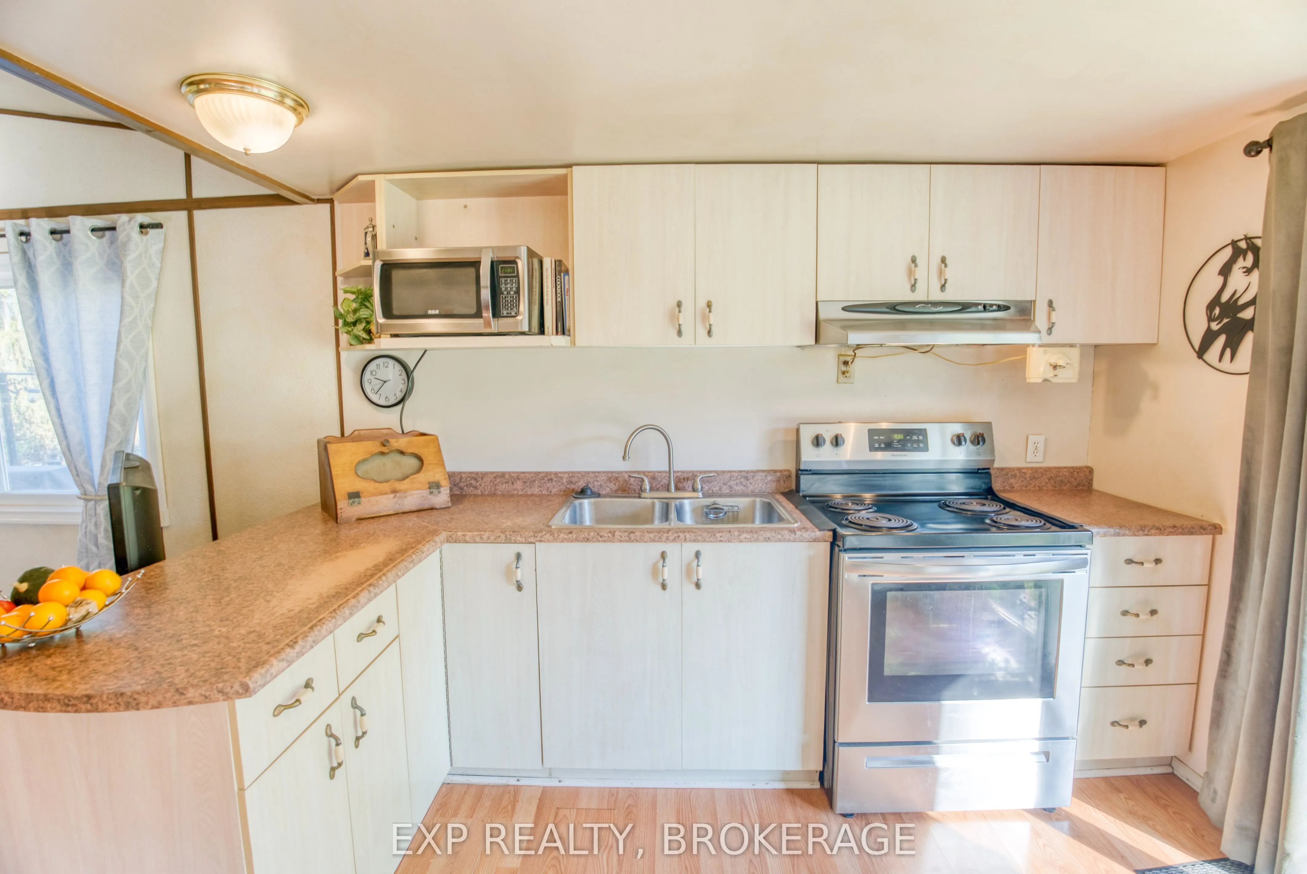 1103 Harold Road