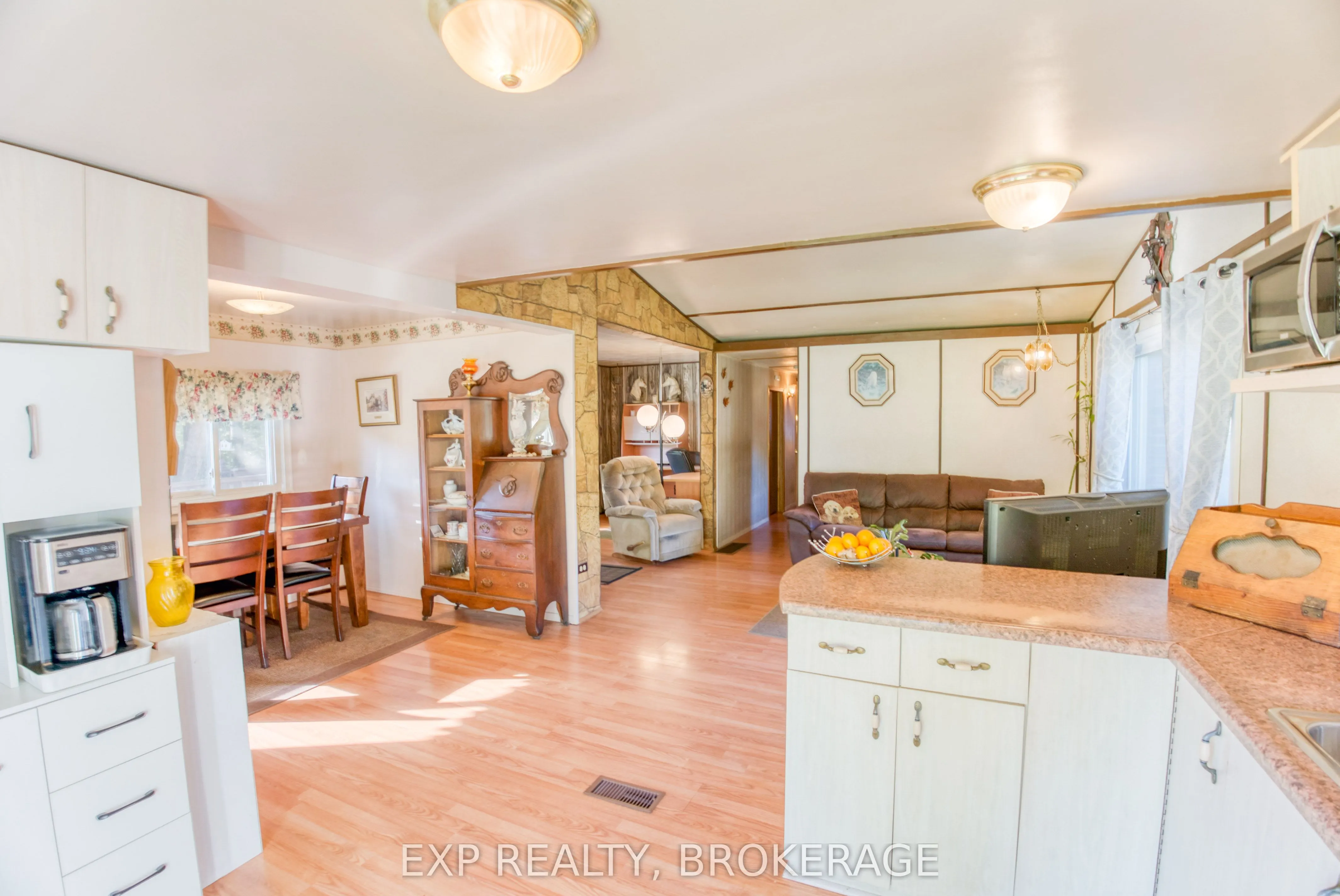 1103 Harold Road